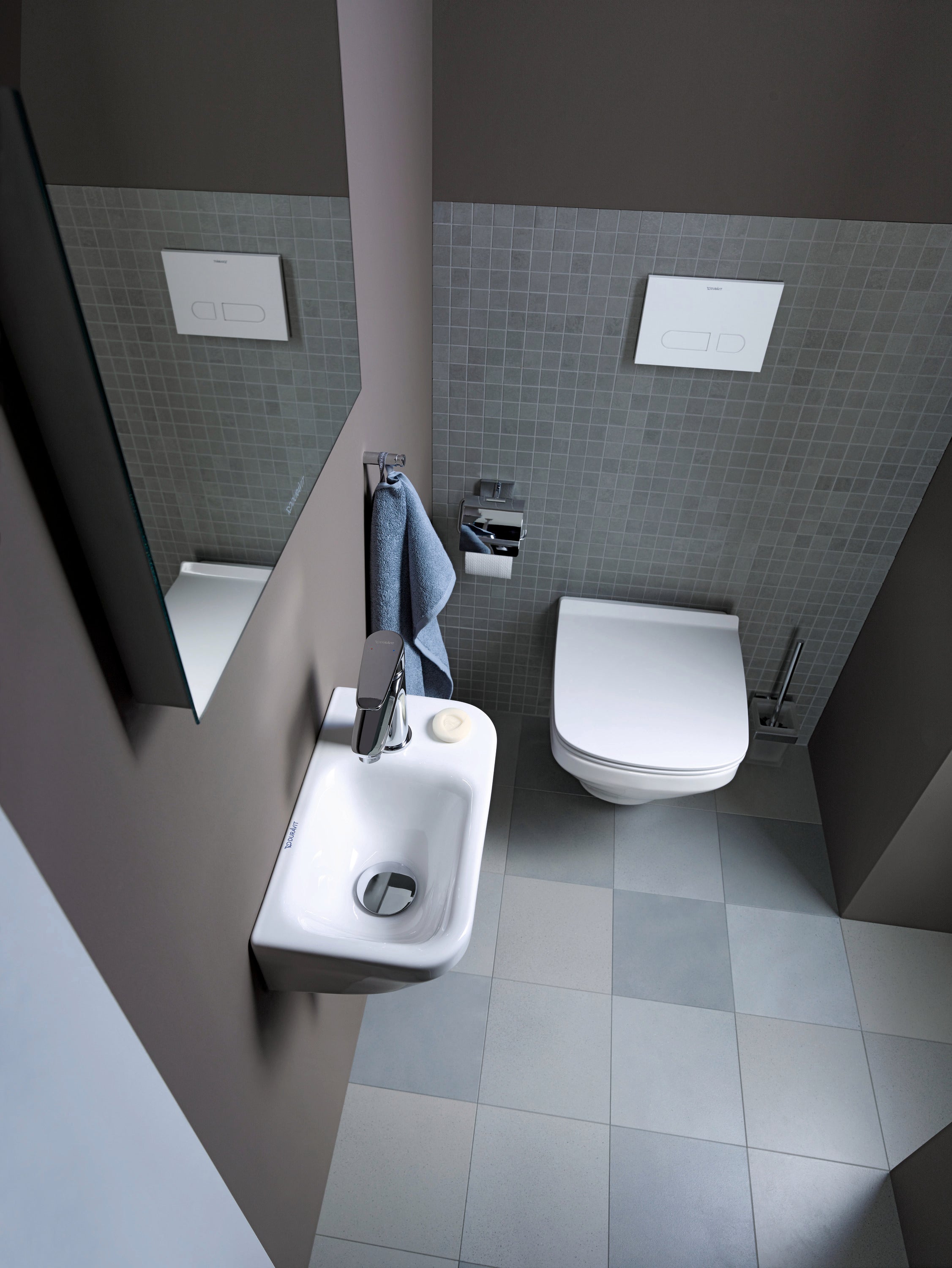 DuraStyle Round Slow Close Toilet Seat in White