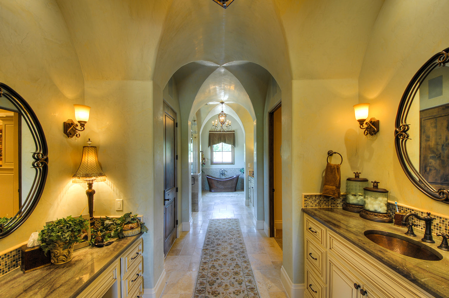 Alternate Image for Premier Copper Products 67" Hammered Copper Double Slipper Bathtub, BTD67DB