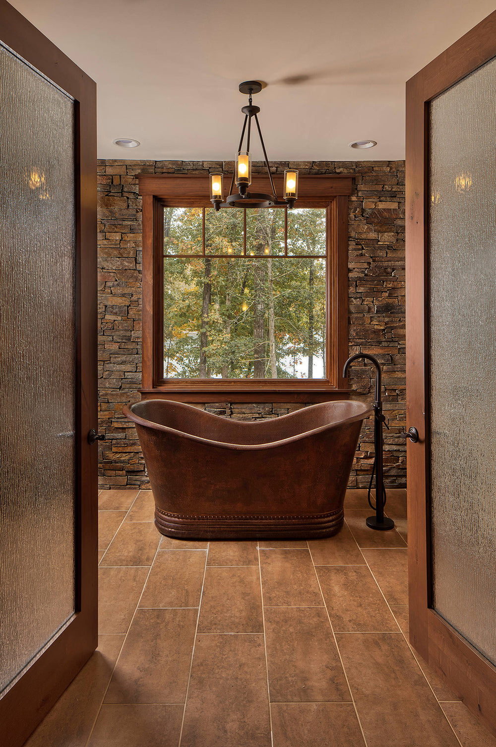 Alternate Image for Premier Copper Products 67" Hammered Copper Double Slipper Bathtub, BTD67DB