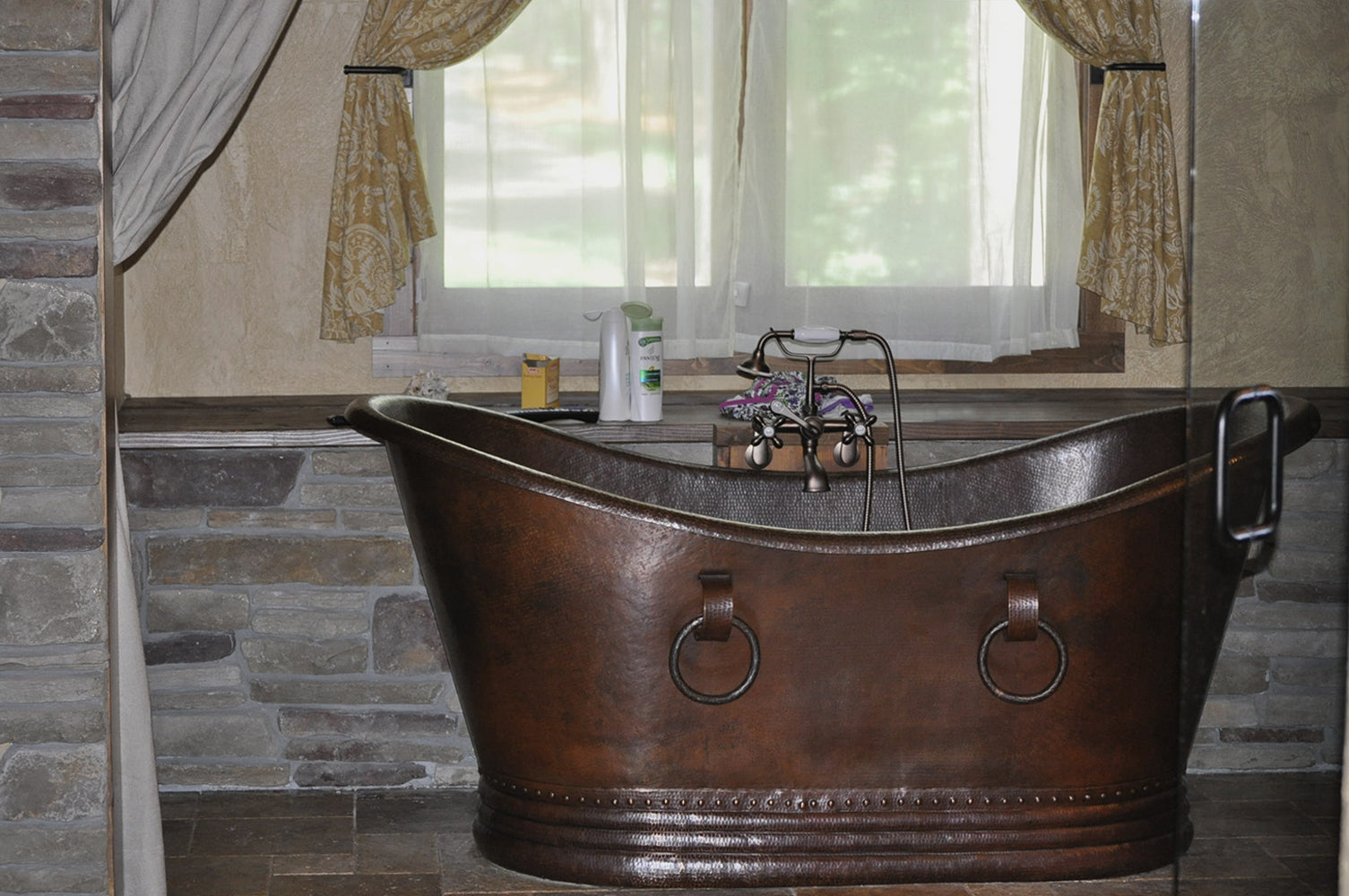 Alternate Image for Premier Copper Products 67" Hammered Copper Double Slipper Bathtub With Rings, BTDR67DB