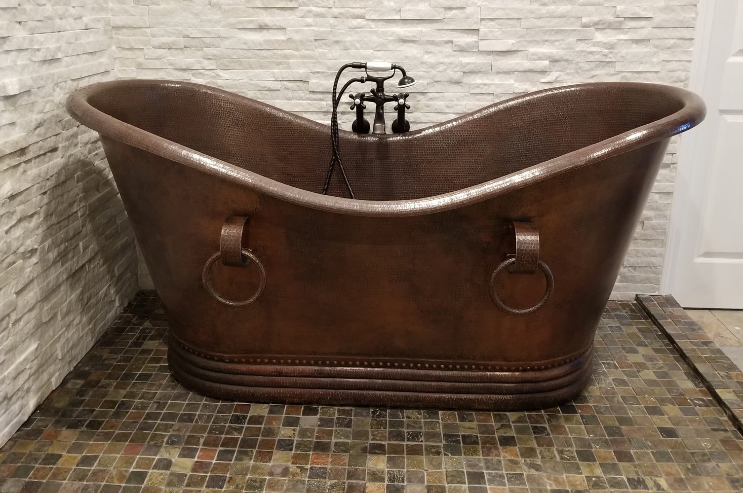 Alternate Image for Premier Copper Products 72" Hammered Copper Double Slipper Bathtub With Rings, BTDR72DB