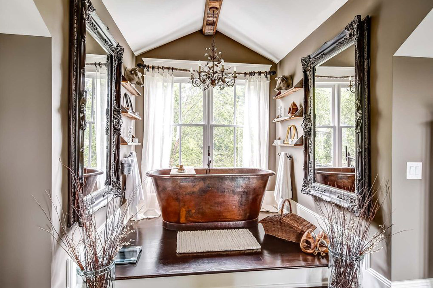 Alternate Image for Premier Copper Products 72" Hammered Copper Modern Style Bathtub, BTM72DB