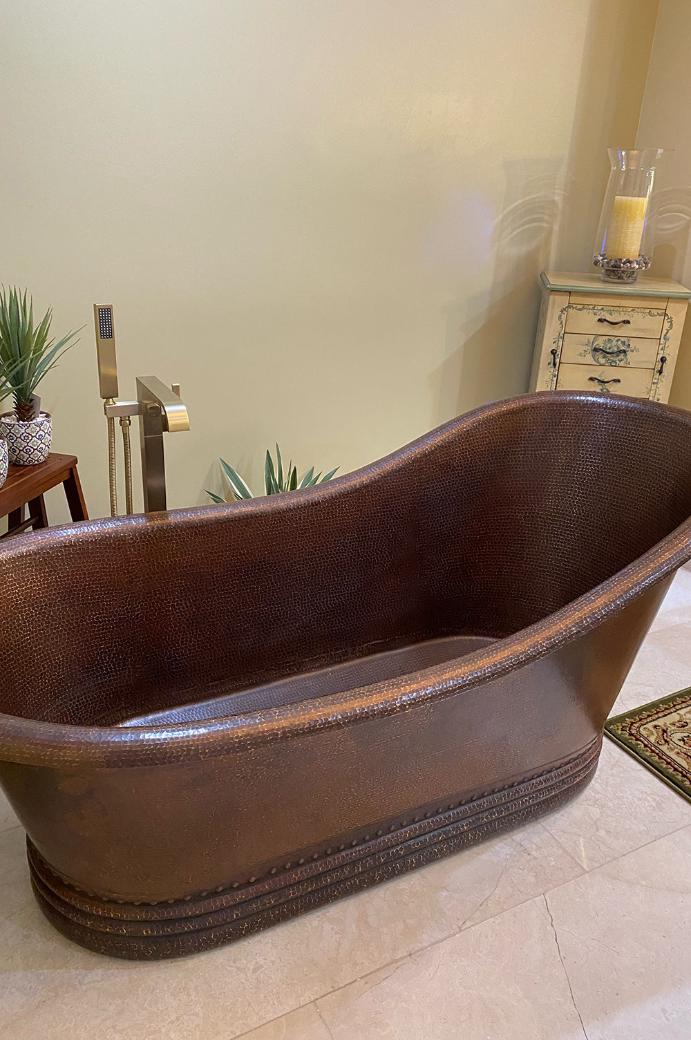 Alternate Image for Premier Copper Products 67" Hammered Copper Single Slipper Bathtub, BTS67DB