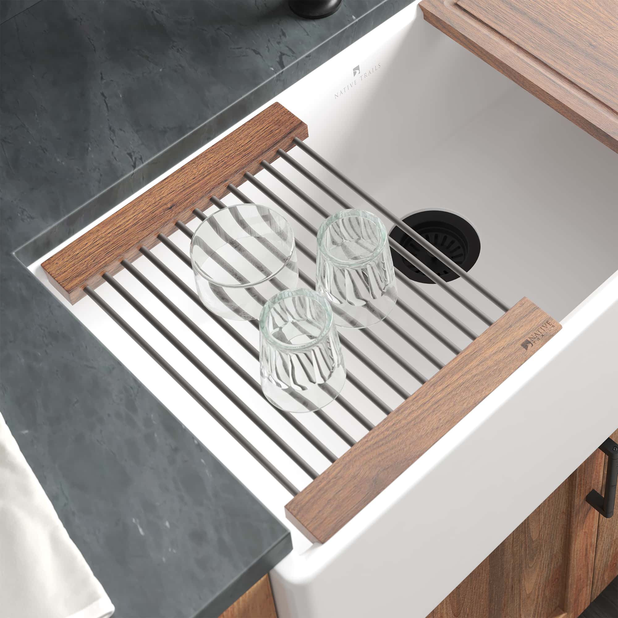 Native Trails Concierge Drying Rack in Gunmetal, GDR1610-GM Product Image