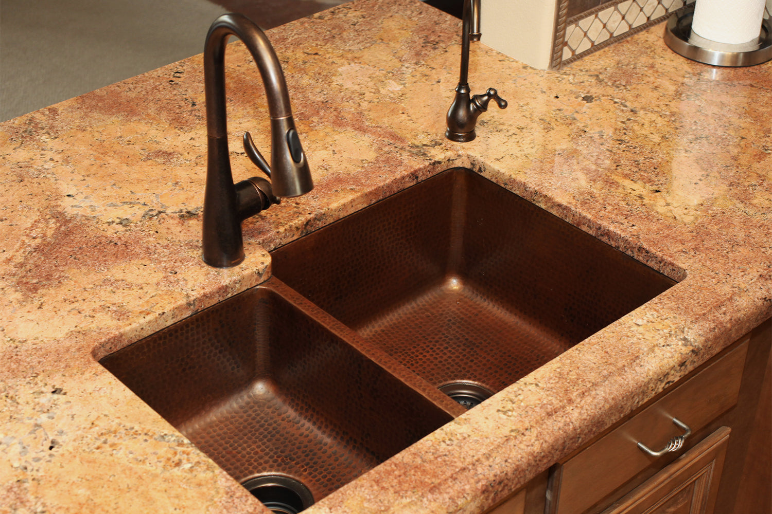 Alternate Image for Premier Copper Products 33" Copper Kitchen Sink, 40/60 Double Bowl, Oil Rubbed Bronze, K40DB33229