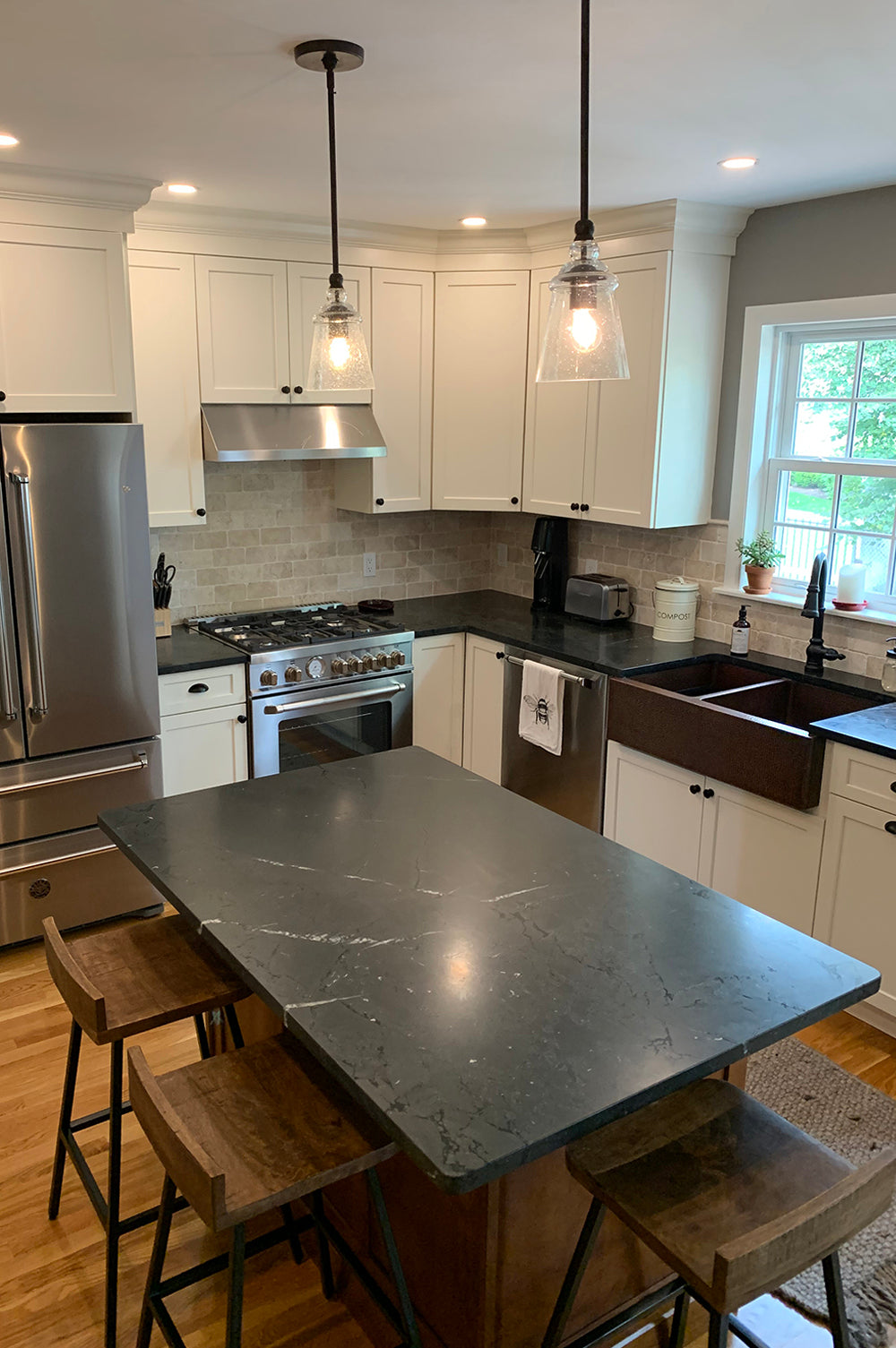 Alternate Image for Premier Copper Products 33" Copper Farmhouse Sink, 40/60 Double Bowl, Oil Rubbed Bronze, KA40DB33229