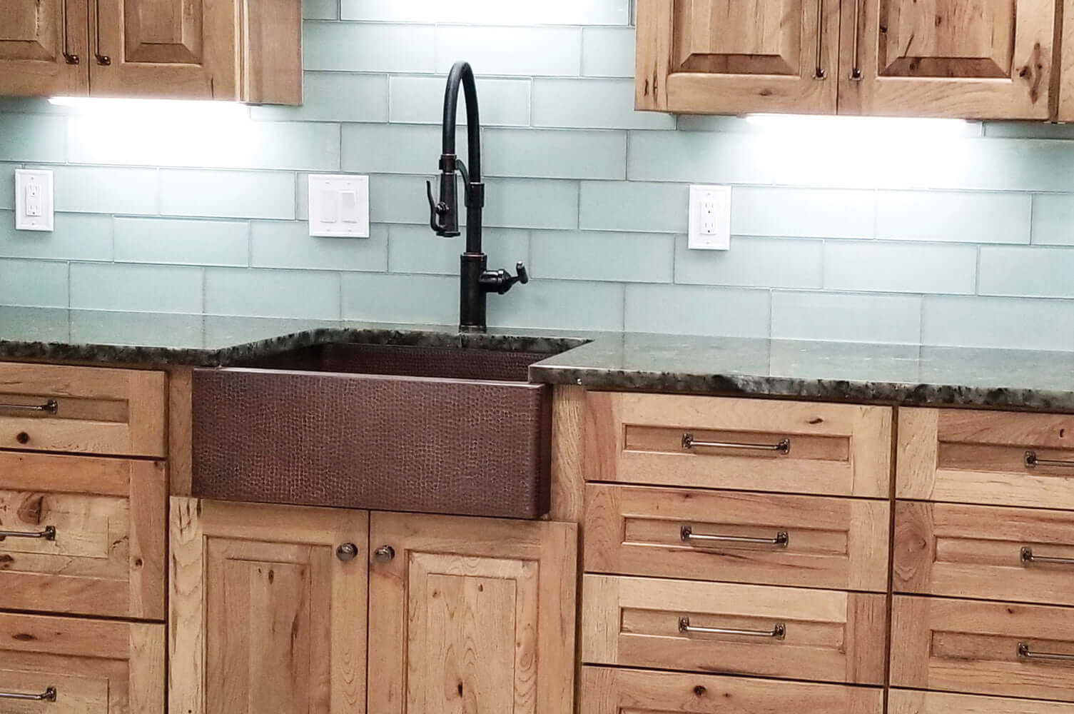 Alternate Image for Premier Copper Products 25" Copper Farmhouse Sink, Oil Rubbed Bronze, KASDB25229