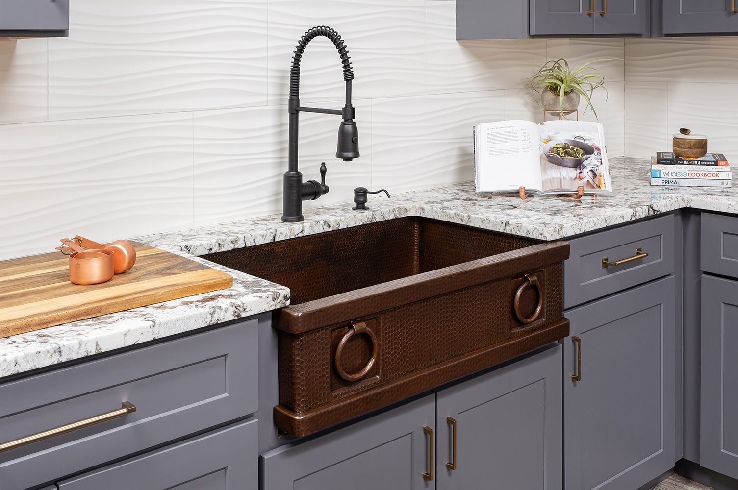 Alternate Image for Premier Copper Products 33" Copper Farmhouse Sink, Oil Rubbed Bronze, KASDB33229R
