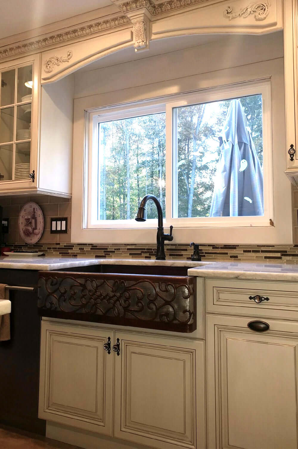 Alternate Image for Premier Copper Products 33" Copper Farmhouse Sink, Oil Rubbed Bronze and Nickel, KASDB33229S-NB