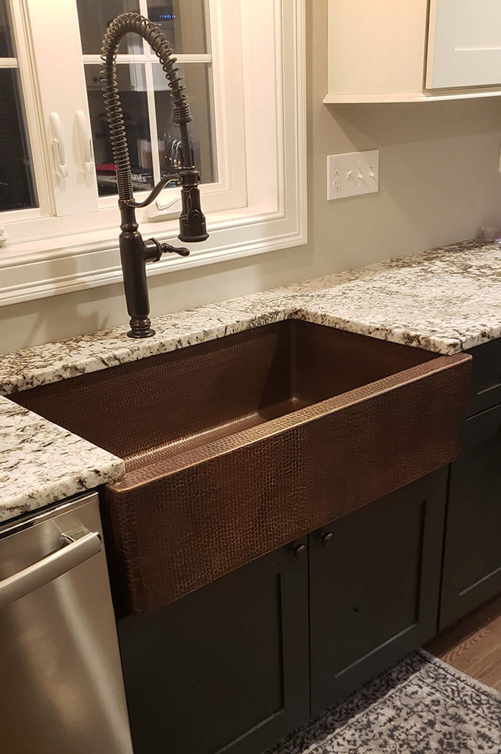 Alternate Image for Premier Copper Products 35" Copper Farmhouse Sink, Oil Rubbed Bronze, KASDB35229