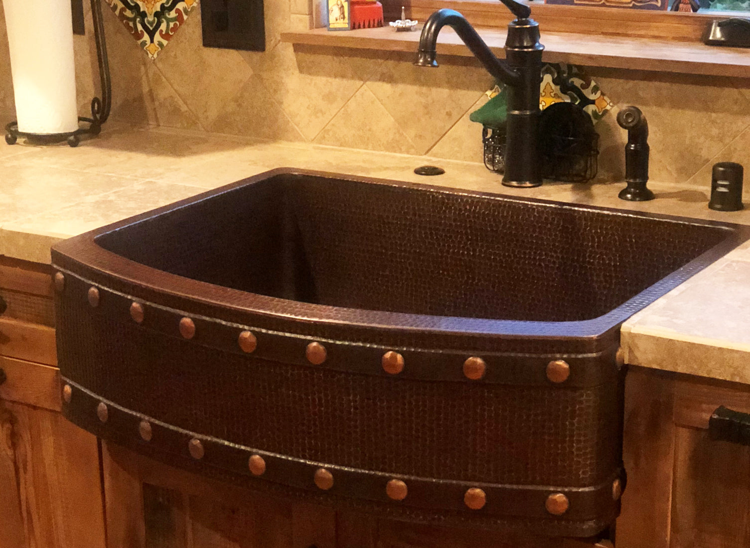 Alternate Image for Premier Copper Products 30" Copper Farmhouse Sink, Oil Rubbed Bronze, KASRDB30249BS