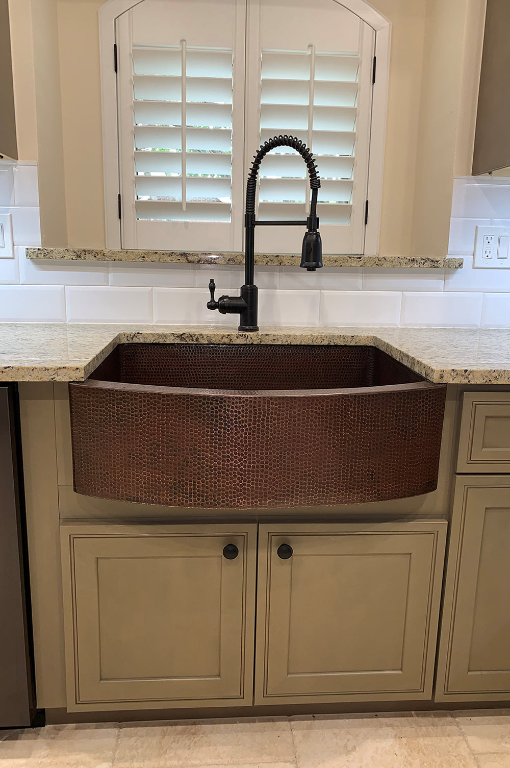 Alternate Image for Premier Copper Products 30" Copper Farmhouse Sink, Oil Rubbed Bronze, KASRDB30249