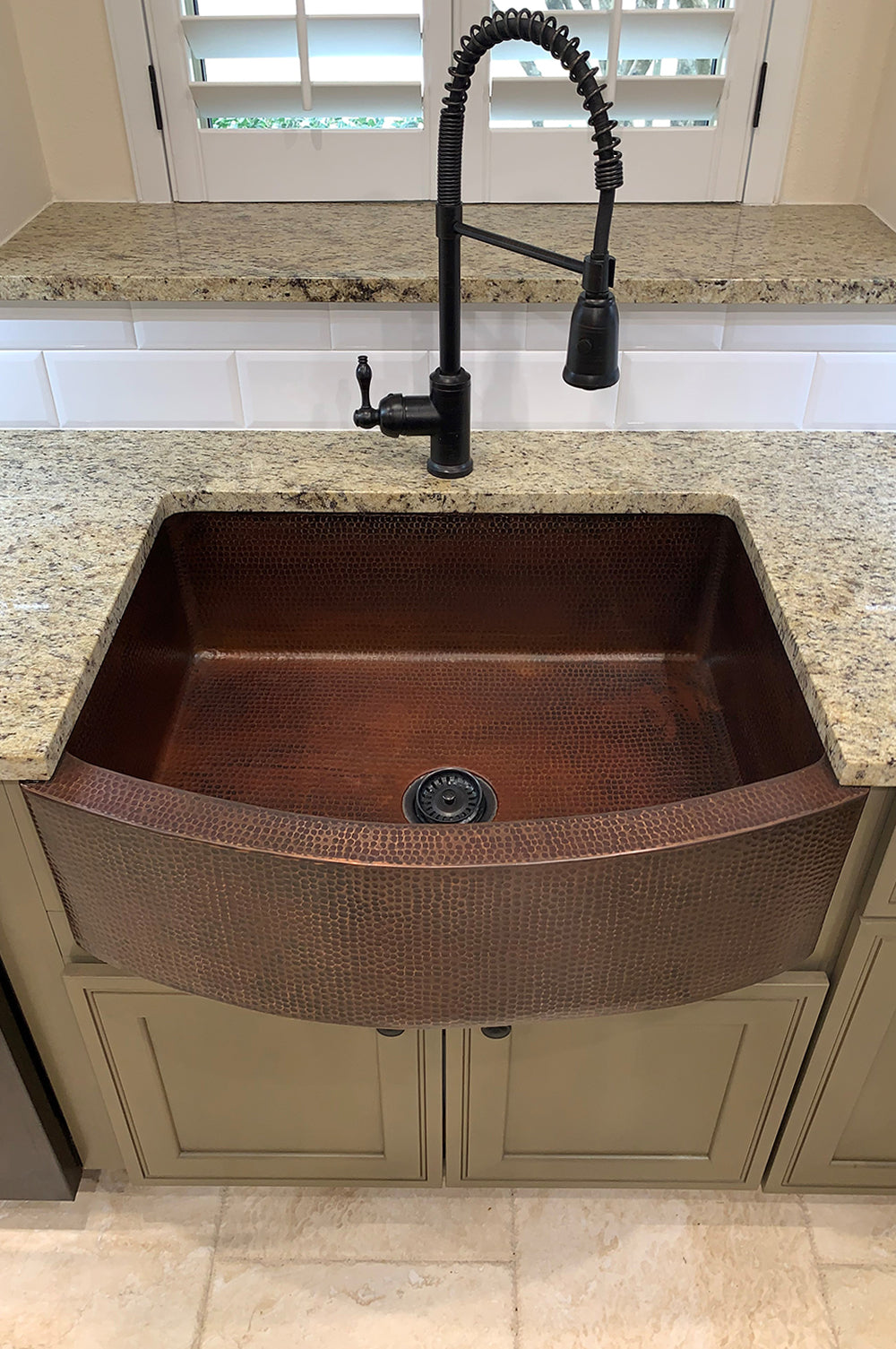 Alternate Image for Premier Copper Products 30" Copper Farmhouse Sink, Oil Rubbed Bronze, KASRDB30249