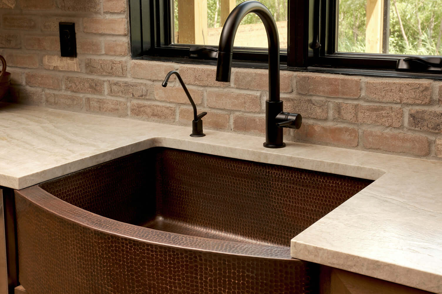 Alternate Image for Premier Copper Products 33" Copper Farmhouse Sink, Oil Rubbed Bronze, KASRDB33249