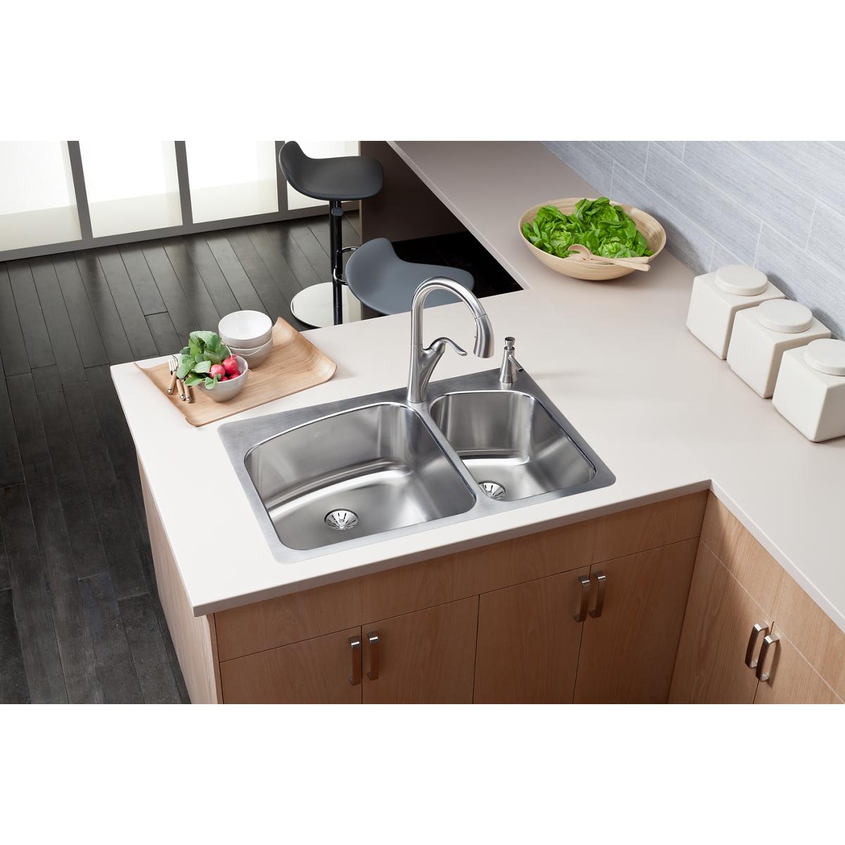 Elkay Lustertone Classic 33" Dual Mount Stainless Steel Kitchen Sink, 60/40 Double Bowl, Lustrous Satin, No Faucet Hole, Perfect Drain, LKHSR2509RPD0