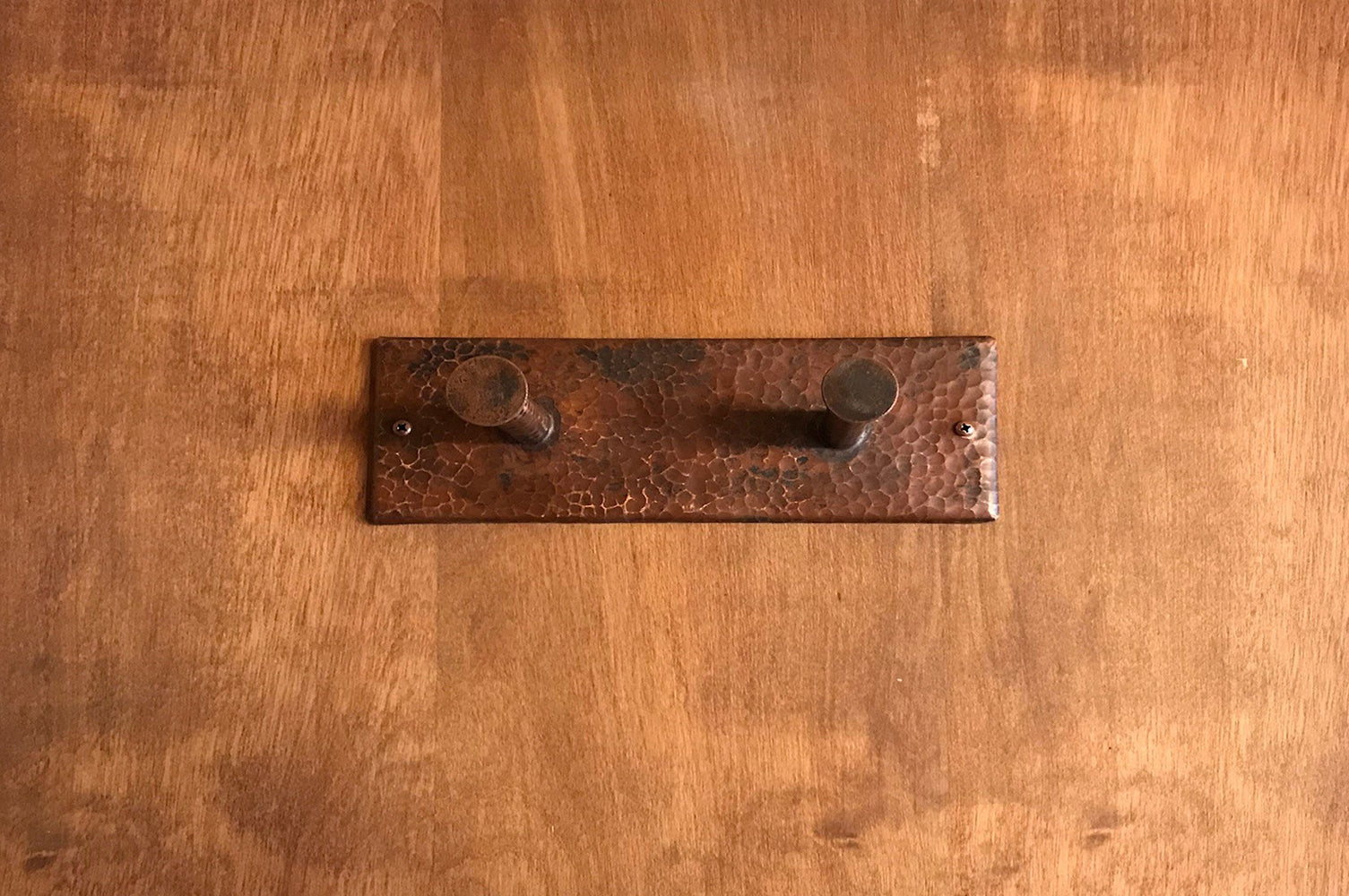 Alternate Image for Premier Copper Products Hammered Copper Double Robe/Towel Hook, 17 Gauge, Oil Rubbed Bronze, RH2