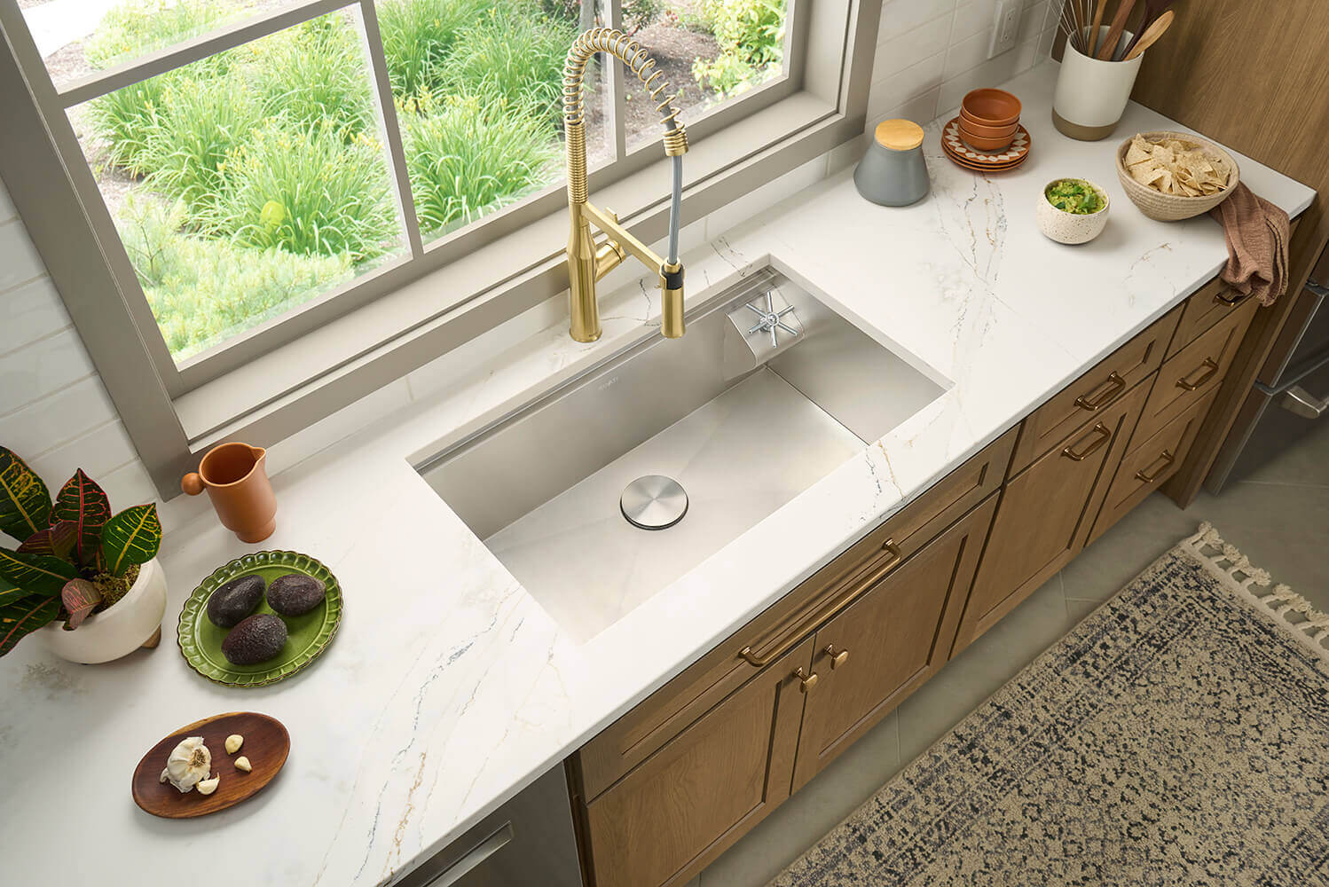 Ruvati Bianca Pre-Rinse High Arc Kitchen Faucet, Brushed Gold, Single Lever, RVF1233SG Product Image