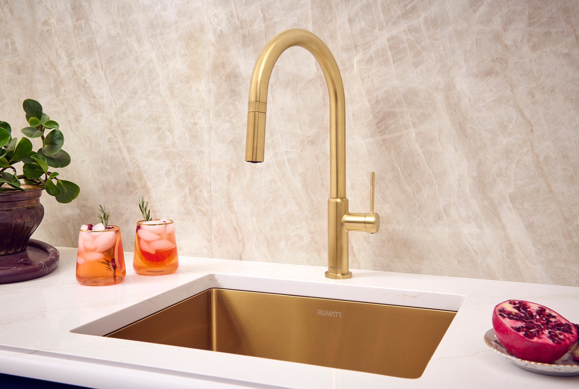 Ruvati Vestia Pull Down Kitchen Faucet, Brushed Gold, Single Lever, RVF1237SG Product Image