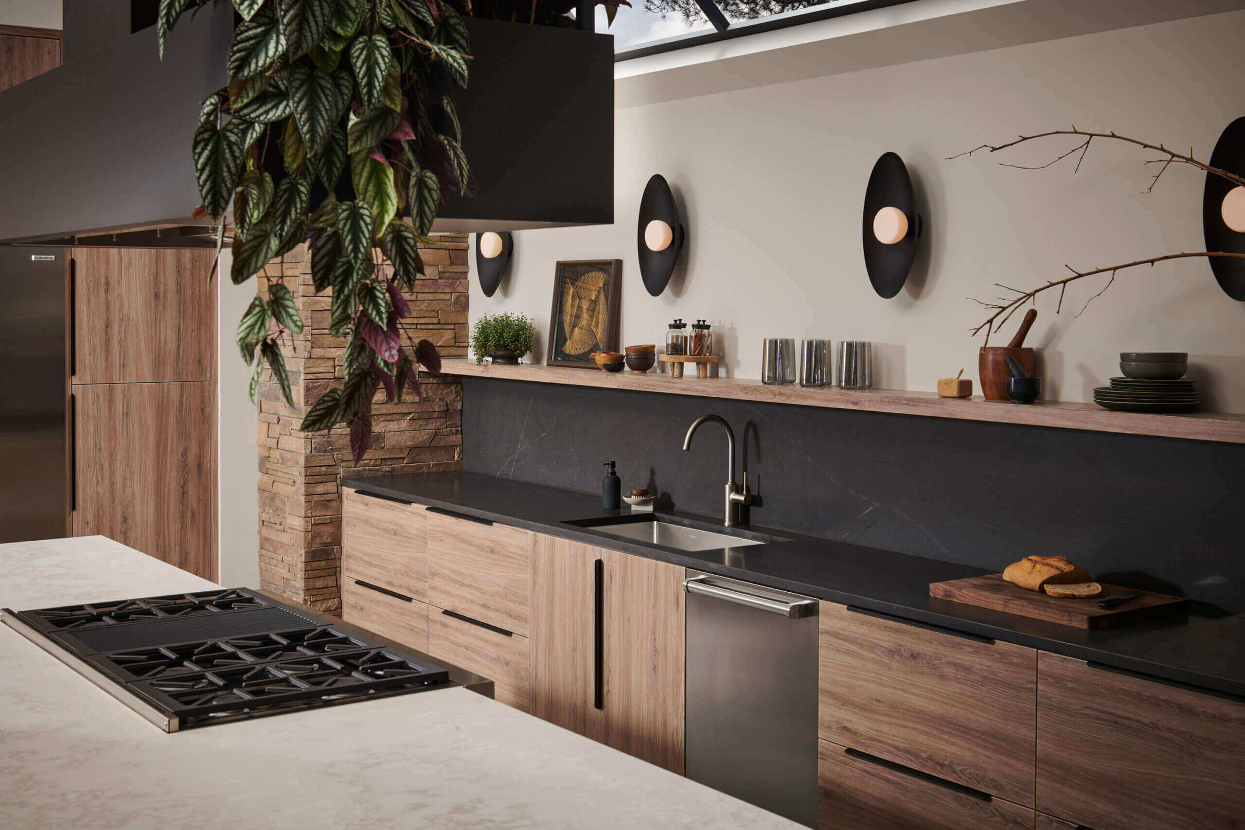 Alternate Image for Ruvati Urbana 28" Undermount Stainless Steel Kitchen Sink, 60/40 Low Divide Double Bowl, 16 Gauge, Rounded Corners, RVH7255