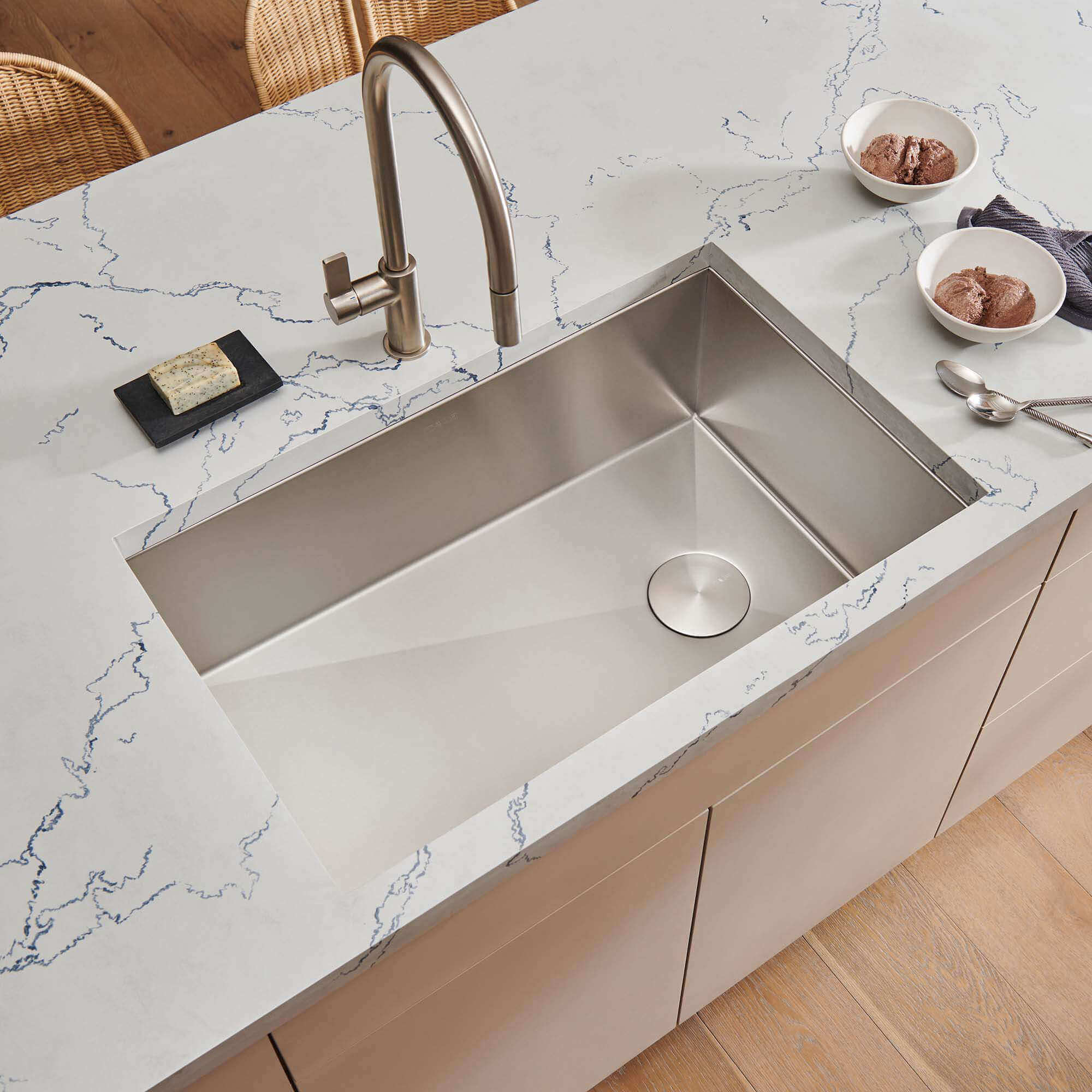 Alternate Image for Ruvati Tribeca 32" Slope Bottom Offset Drain Reversible Undermount Stainless Steel Kitchen Sink, 16 Gauge, RVH7490