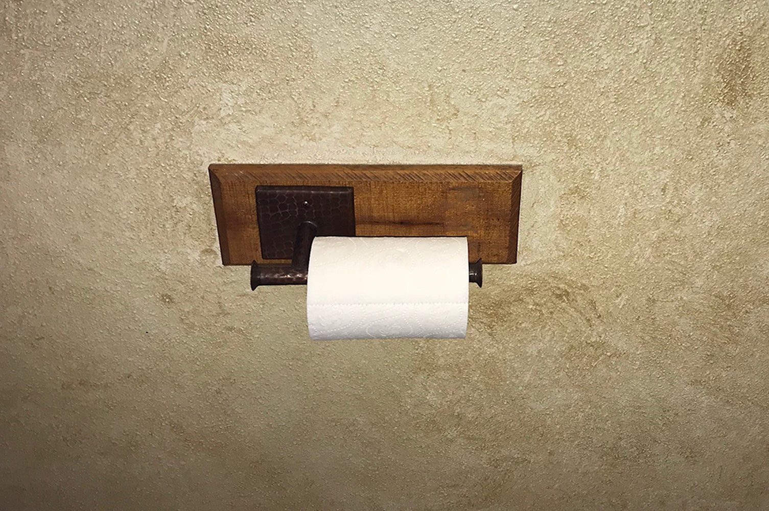 Alternate Image for Premier Copper Products Hammered Copper Tissue Paper Holder, 18 Gauge, Oil Rubbed Bronze, TPHLDRDB