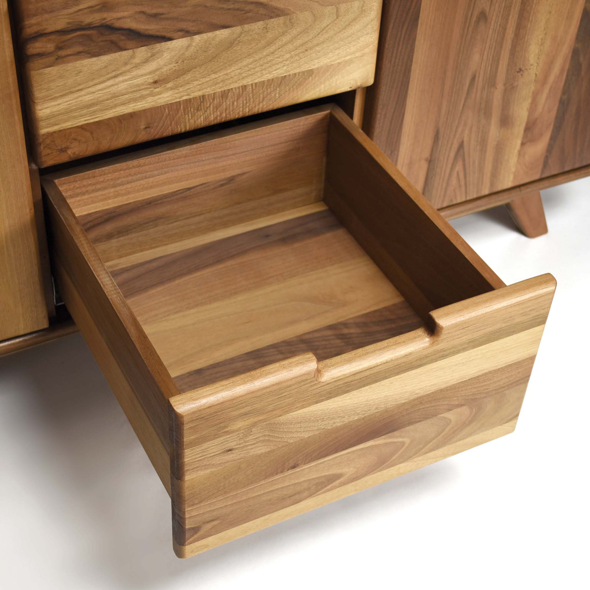 Alternate Image for Native Trails Topanga 48" Freestanding Vanity Base, VNA481