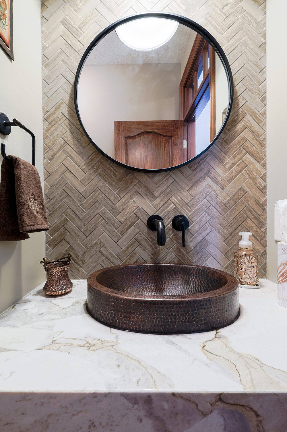 Alternate Image for Premier Copper Products 18" Oval Copper Bathroom Sink, Oil Rubbed Bronze, VO18SKDB