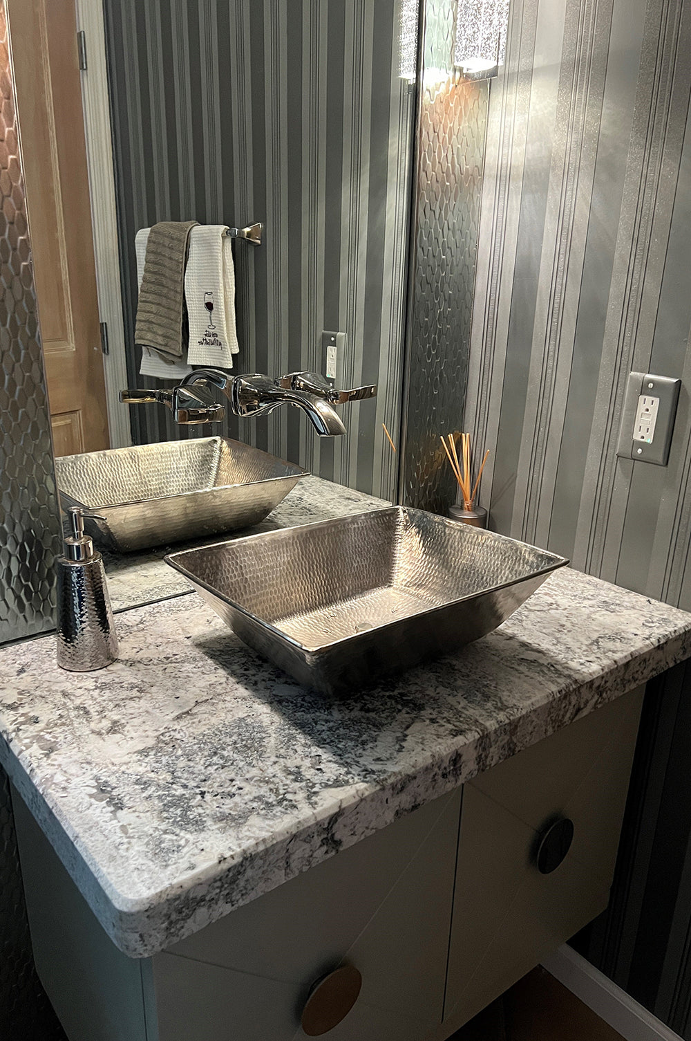 Alternate Image for Premier Copper Products 17.25" x 13.25" Rectangle Vessel - Above Counter Copper and Nickel Bathroom Sink, 17 Gauge, VREC17WEN