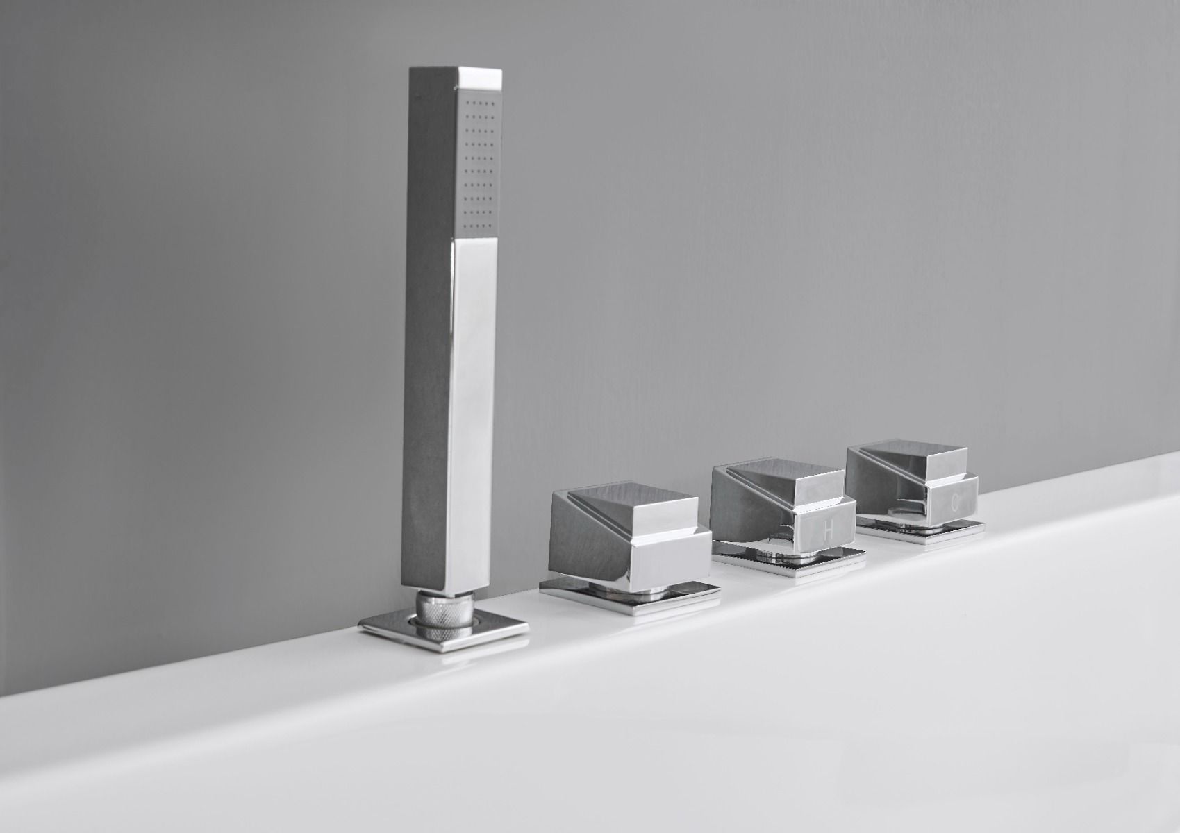 Alternate Image for Eago 59" Acrylic Corner Rectangle Bathtub with Fixtures, White, AM154ETL-L5