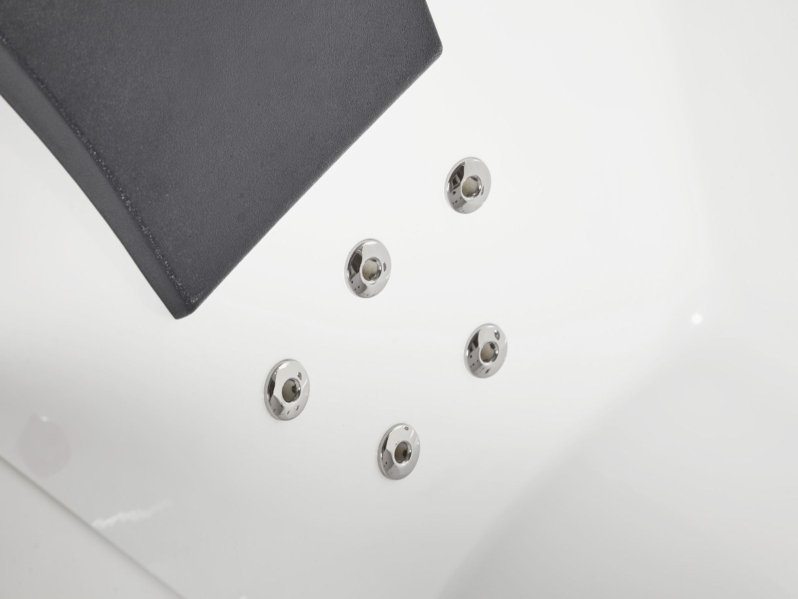 Alternate Image for Eago 59" Acrylic Corner Rectangle Bathtub with Fixtures, White, AM154ETL-R5