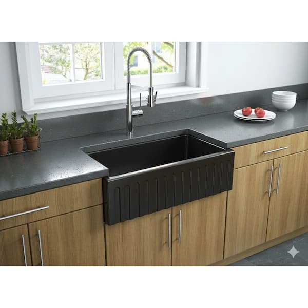 Latoscana 33" Fireclay Single Bowl Black Farmhouse Apron Sink, Reversible, LFS3318B