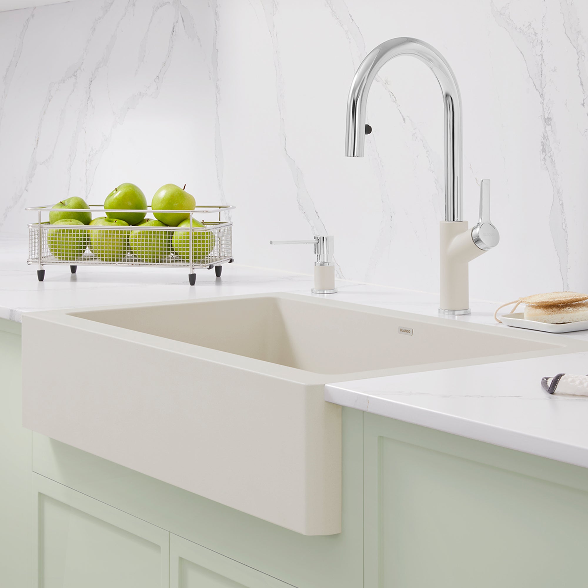 Alternate Image for Blanco Urbena Pull-Down Dual-Spray Kitchen Faucet, Chrome/Soft White, 1.5 GPM, Brass, 526932