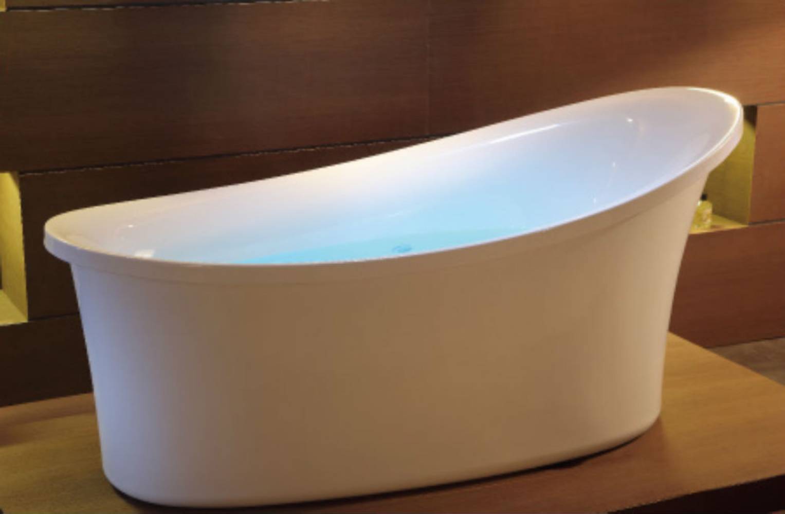 Alternate Image for Eago 71" Acrylic Free Standing Oval Air Bubble Bathtub, White, AM1800