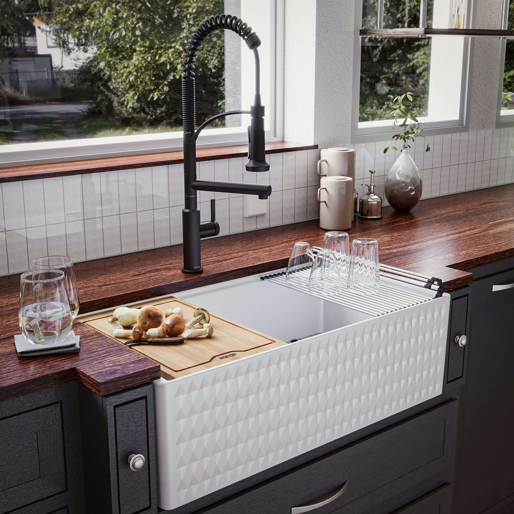 Alternate Image for Karran Fireclay 33" Fireclay Workstation Farmhouse Sink with Accessories, White, FCWSD33SBWH-PK1