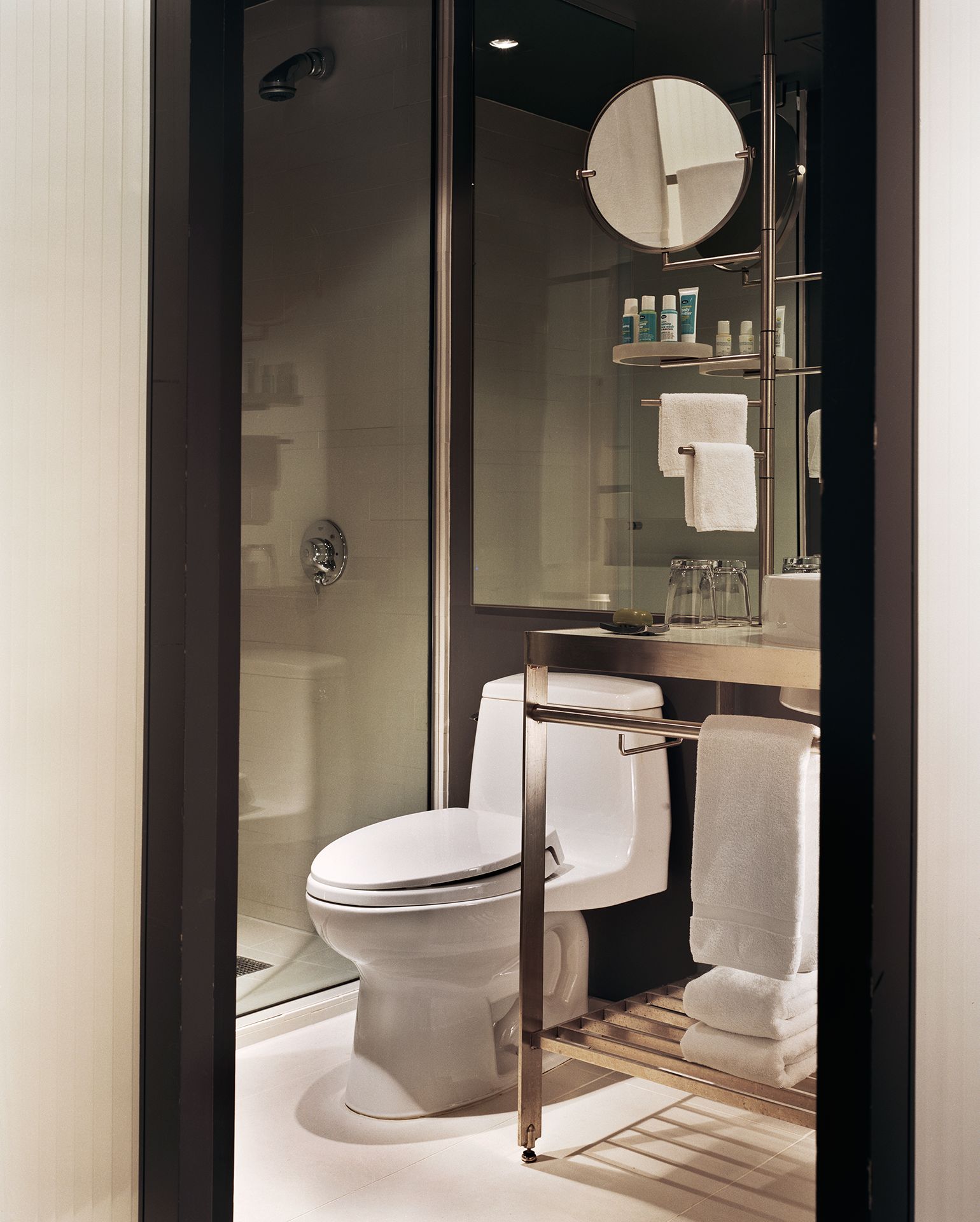 Alternate Image for TOTO UltraMax One-Piece Elongated 1.6 GPF Toilet, Bone, Vitreous China, MS854114S#03