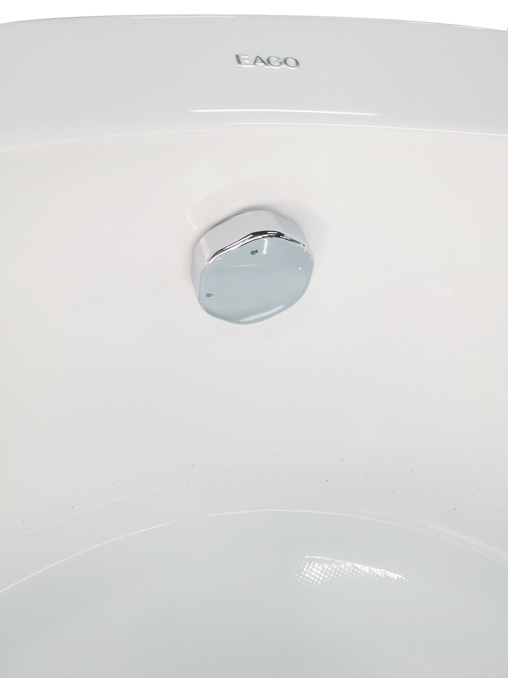 Alternate Image for Eago 66" Acrylic Free Standing Oval Air Bubble Bathtub, White, AM2130