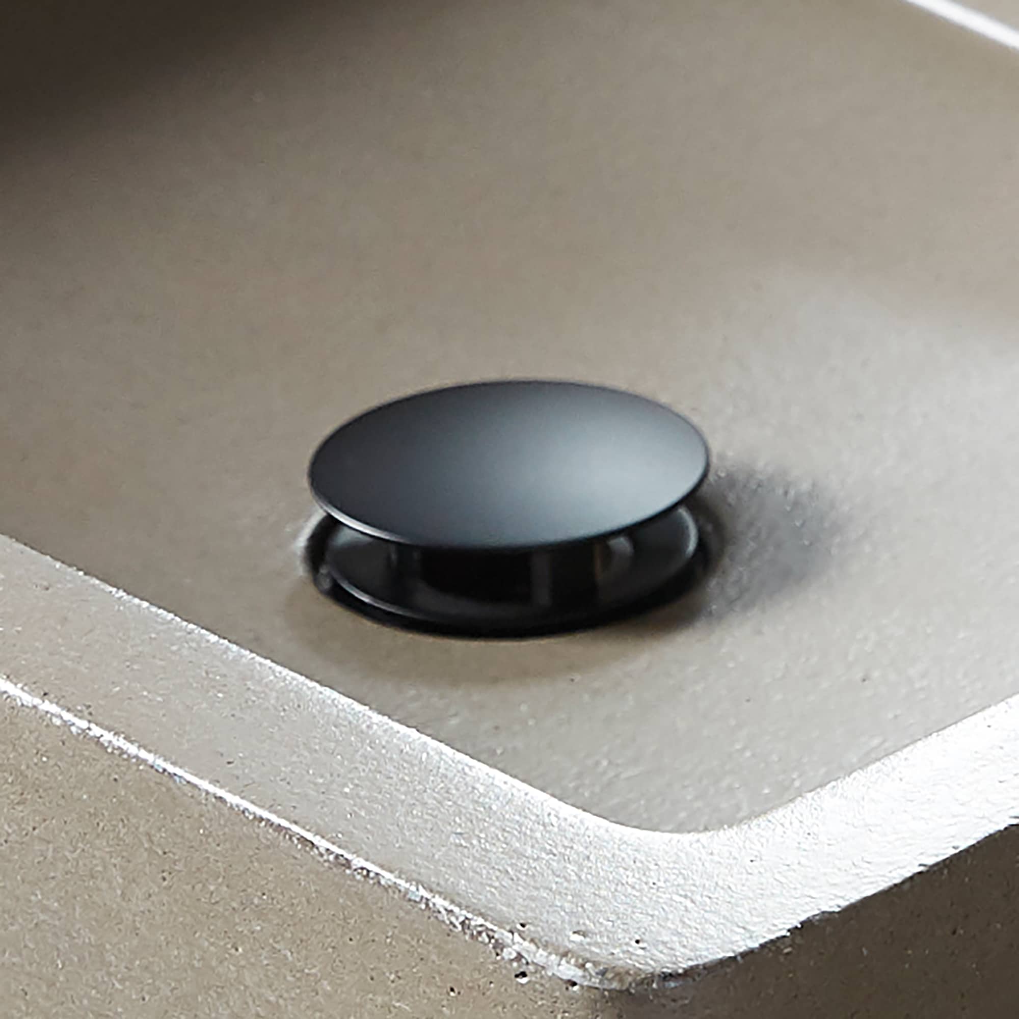 Native Trails 1.5" Dome Drain in Matte Black, DR120-MB