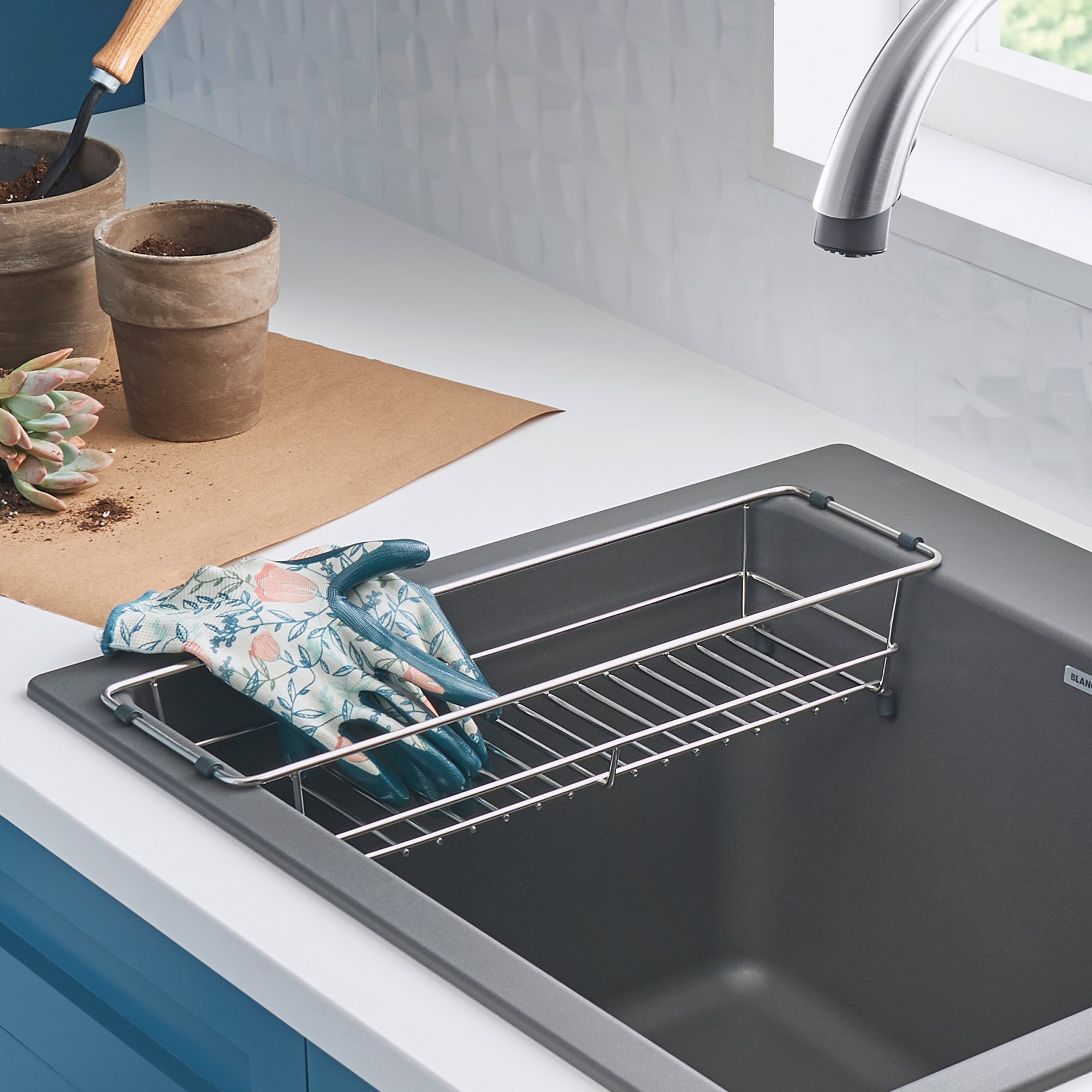 Alternate Image for Blanco Stainless Steel Basket (Liven & Quatrus Laundry), 234771