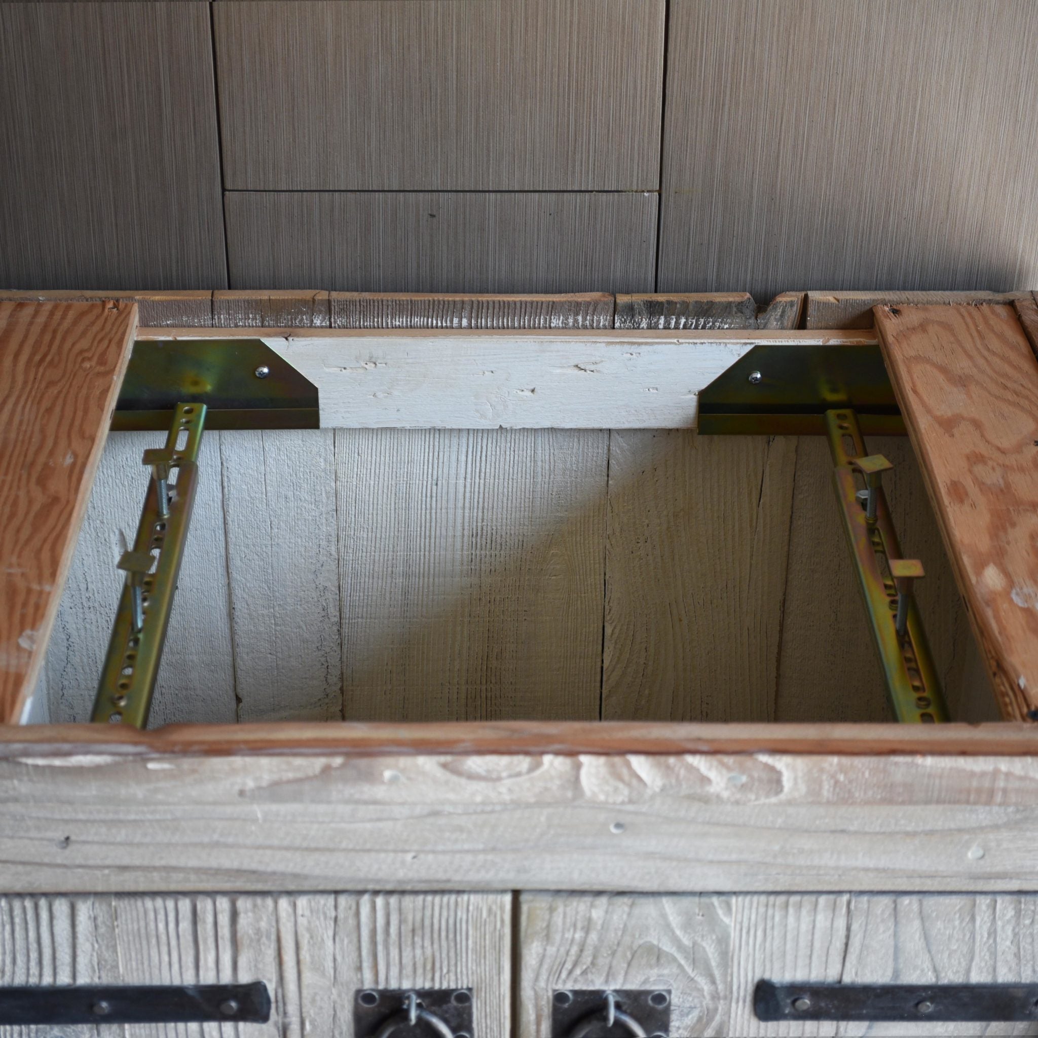 Alternate Image for Native Trails 26" Sink Undermount Kit, UK1426
