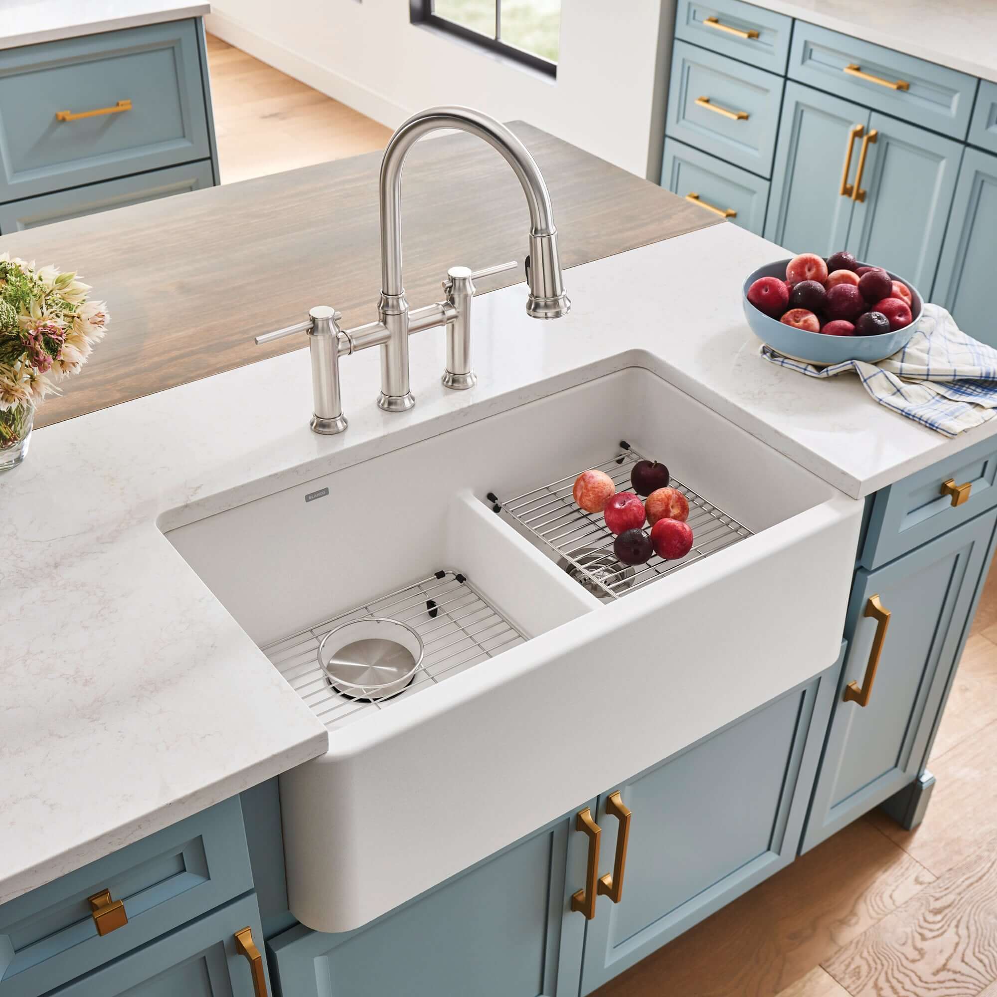 Alternate Image for Blanco Ikon 33" Granite Composite Farmhouse Sink, Silgranit, 60/40 Double Bowl, White, 402324