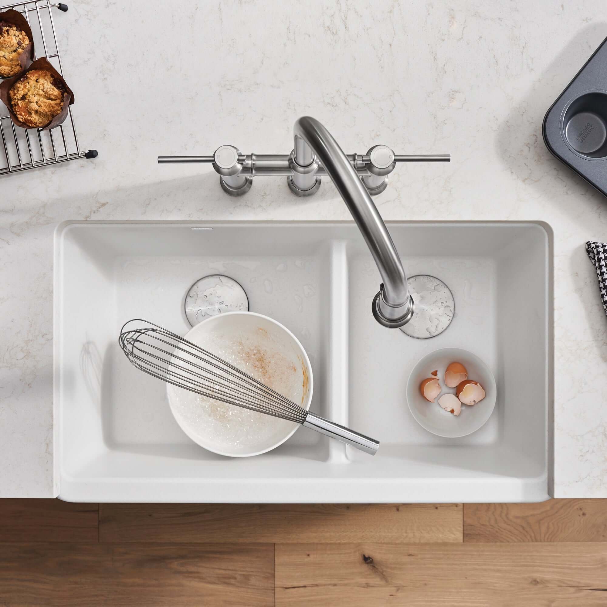 Alternate Image for Blanco Ikon 33" Granite Composite Farmhouse Sink, Silgranit, 60/40 Double Bowl, White, 402324