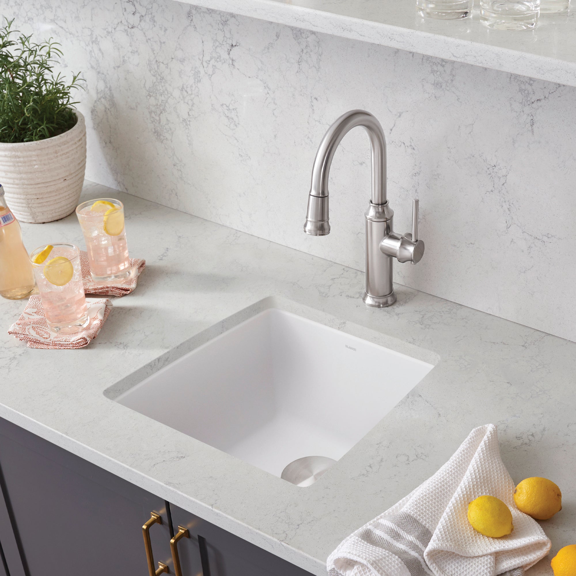 Alternate Image for Blanco Performa 18" Rectangle Granite Composite Bar/Prep Sink, Silgranit, White, 440081