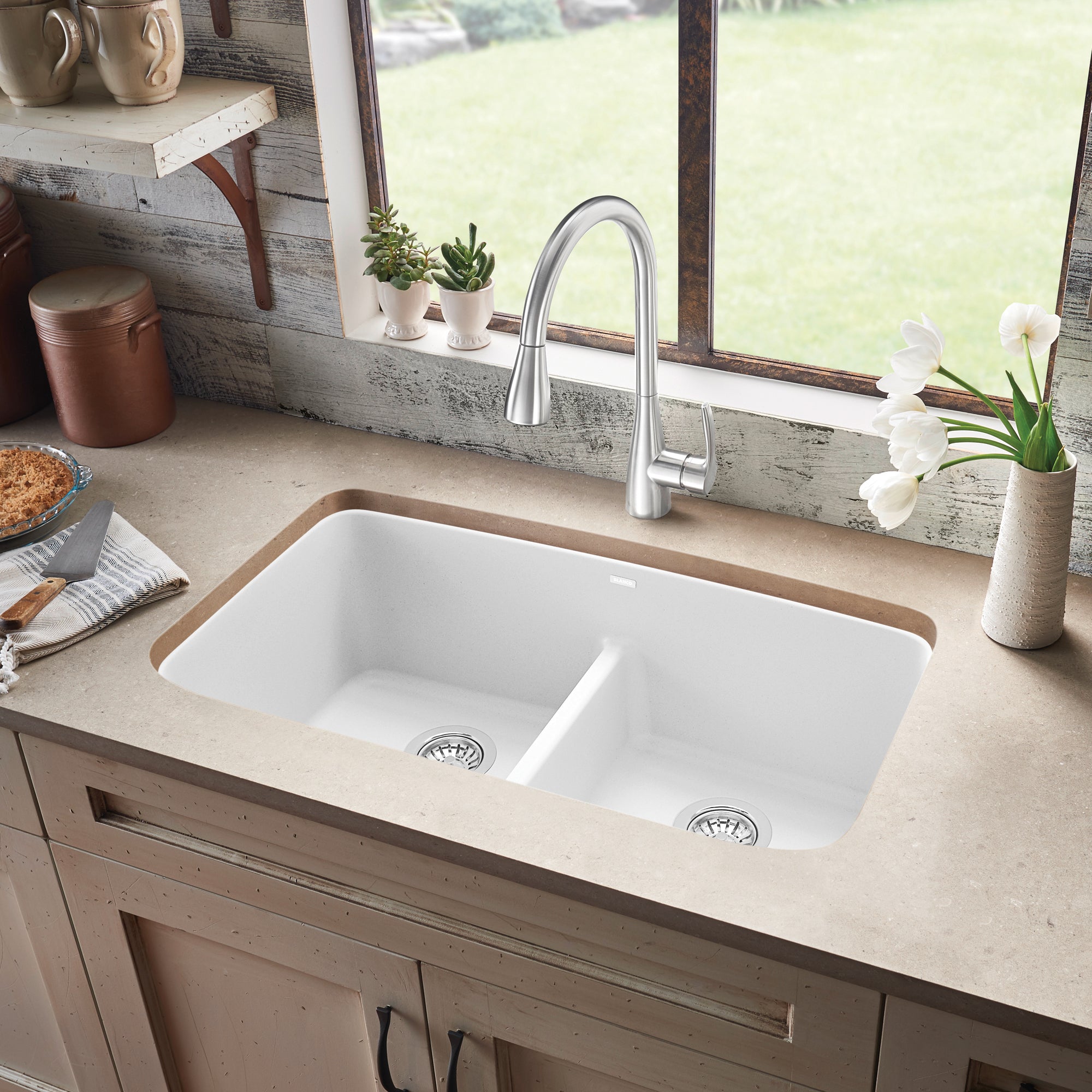 Blanco Valea 32" Undermount Granite Composite Kitchen Sink, Silgranit, 50/50 Double Bowl, White, 442199