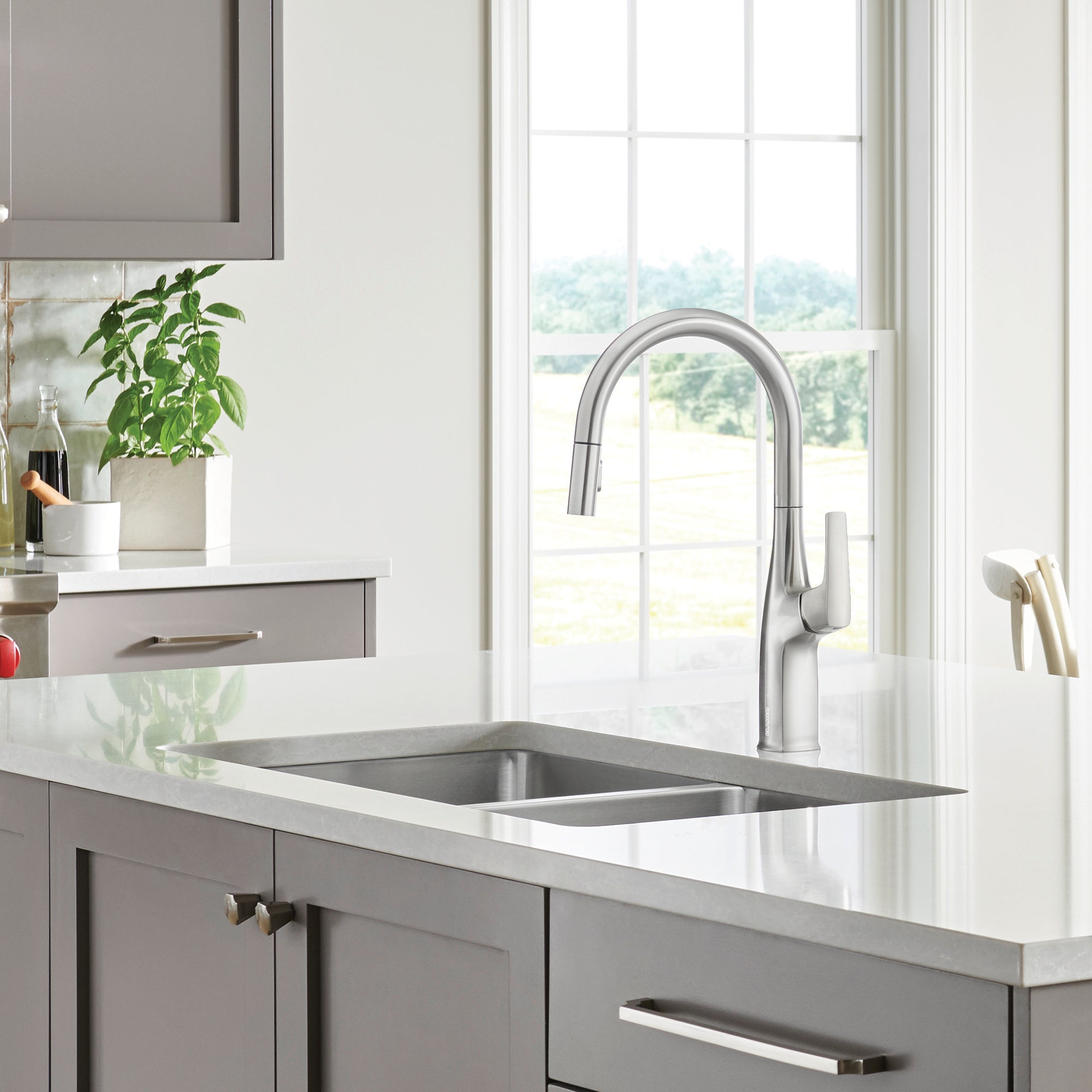 Alternate Image for Blanco Rivana 1.5 GPM Brass Kitchen Faucet, Pull-Down, Stainless, 442678