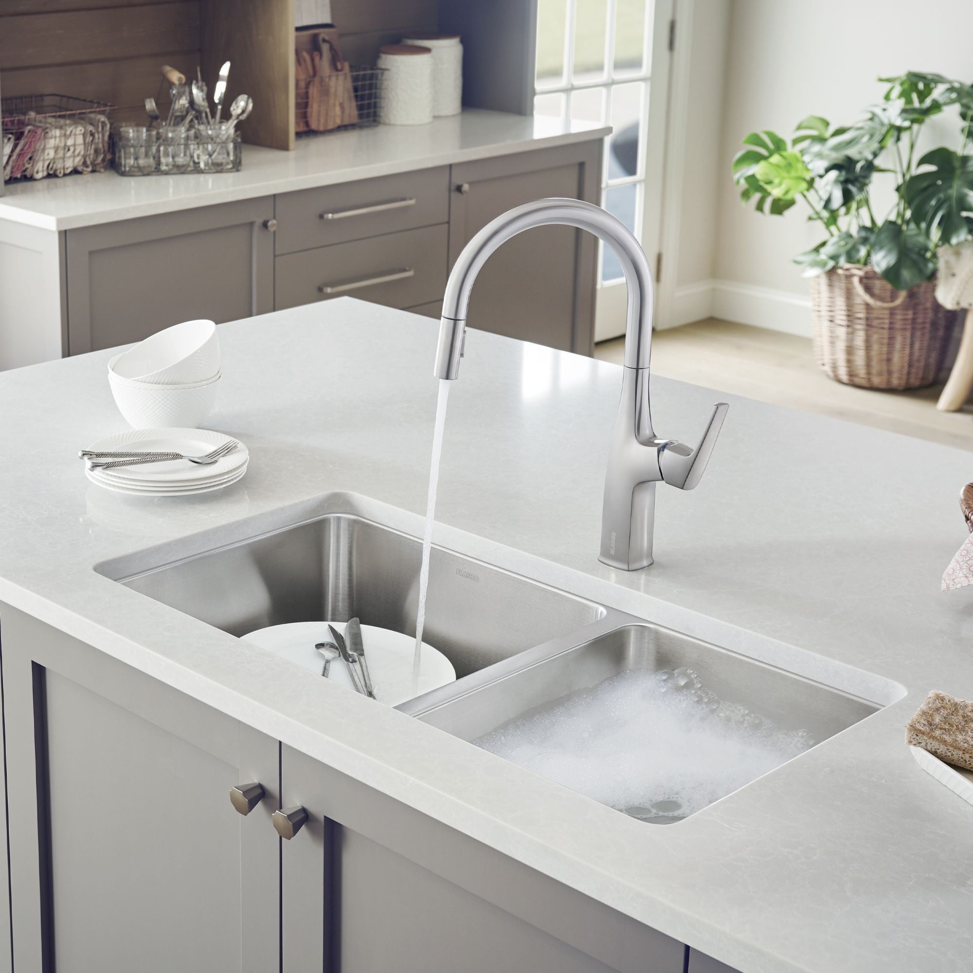 Alternate Image for Blanco Formera 33" Undermount Stainless Steel Kitchen Sink, 60/40 Double Bowl, 18 Gauge, Satin Polish, 442769