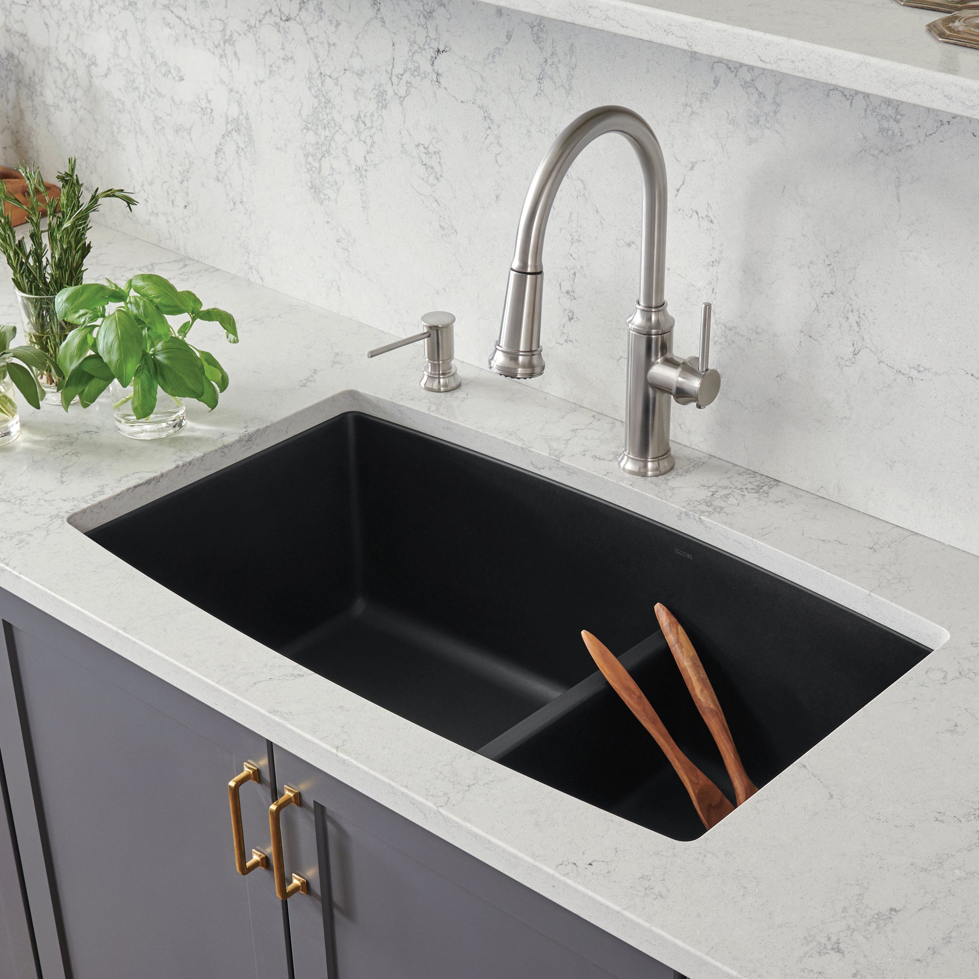 Alternate Image for Blanco Performa 33" Undermount Granite Composite Kitchen Sink, Silgranit, 60/40 Double Bowl, Coal Black, 442939