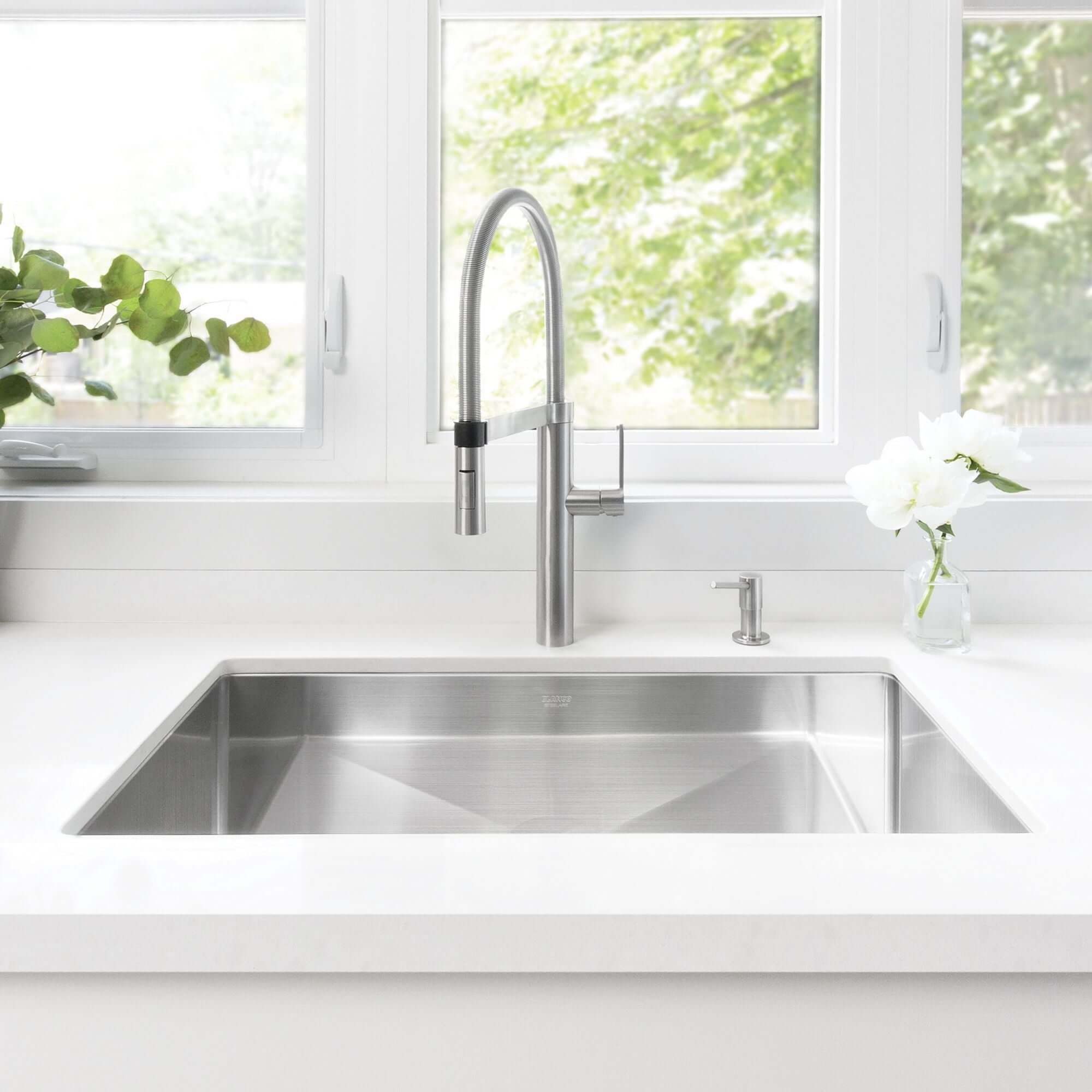 Alternate Image for Blanco Precision 32" Undermount Stainless Steel Kitchen Sink, 18 Gauge, Satin Polish, 515823
