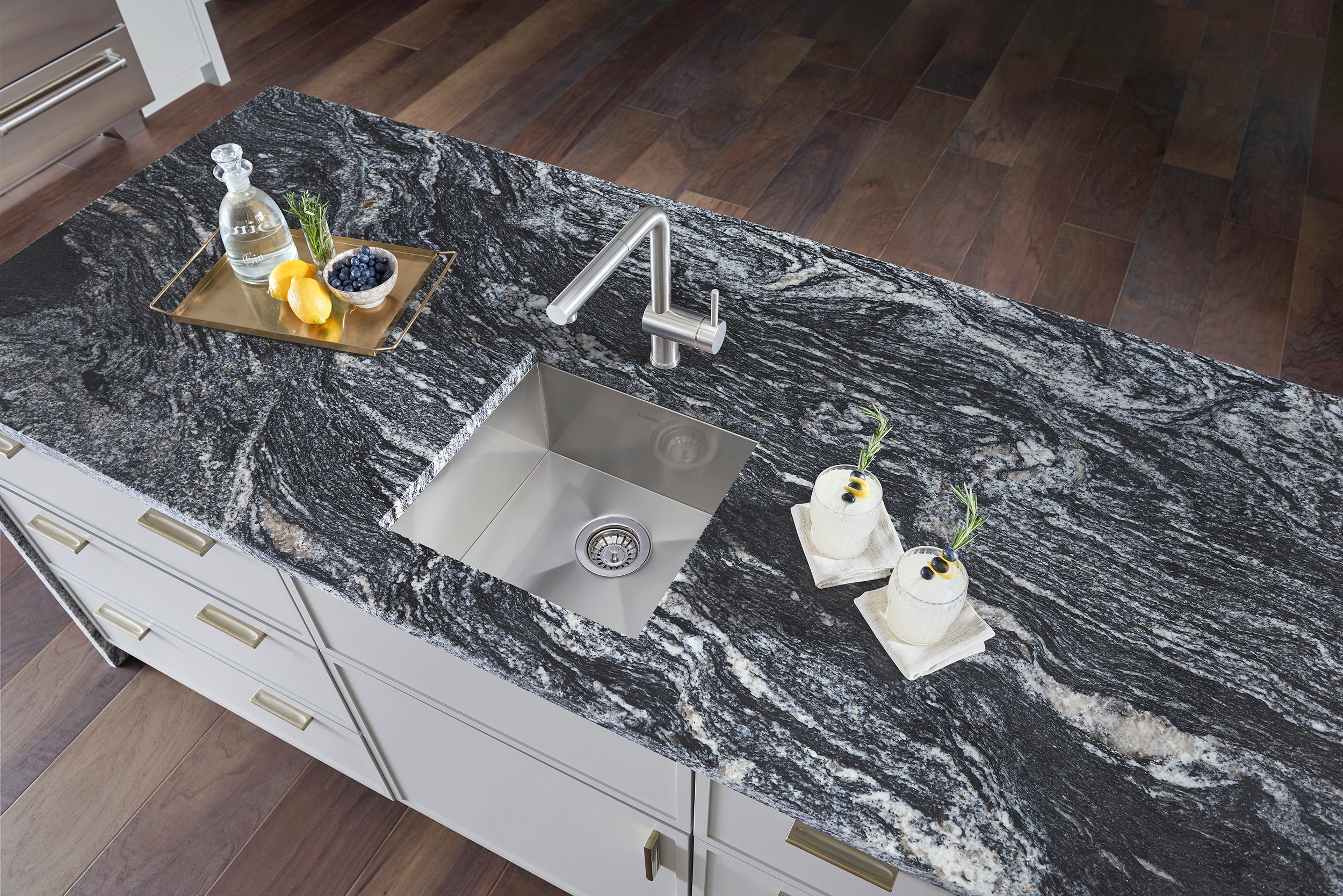 Alternate Image for Blanco Quatrus 17" Square Stainless Steel Bar/Prep Sink, 18 Gauge, 518168