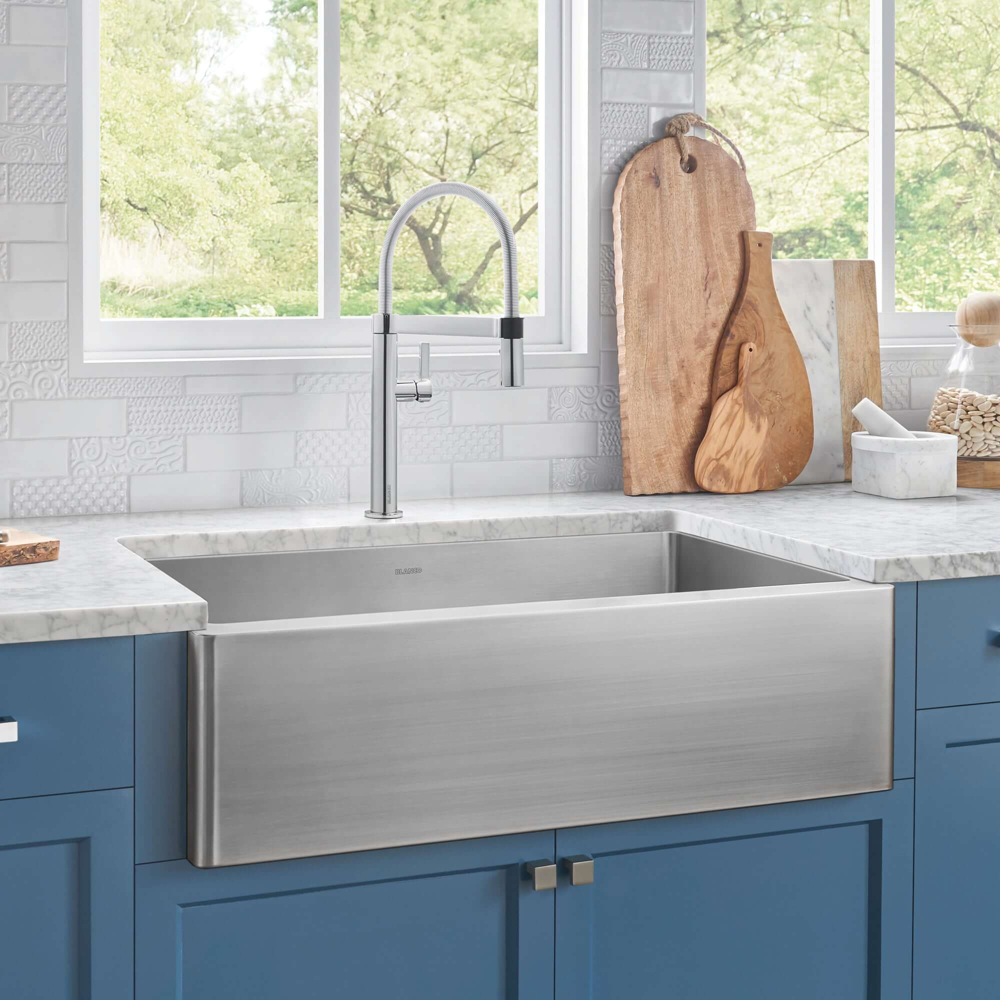 Alternate Image for Blanco Quatrus 32" Stainless Steel Farmhouse Sink, 18 Gauge, Satin Polish, 522213