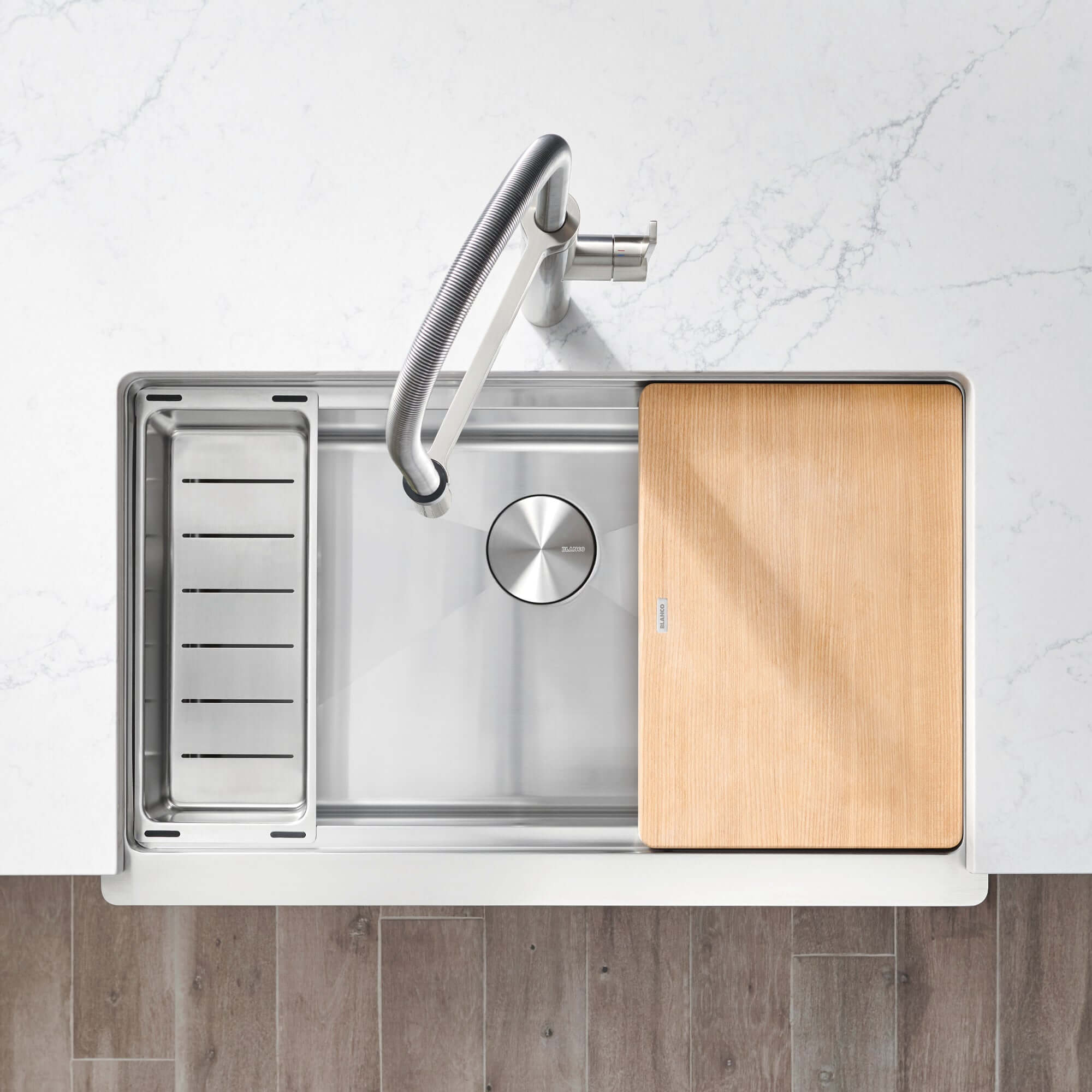 Alternate Image for Blanco Quatrus 33" Stainless Steel Workstation Farmhouse Sink with Accessories, 18 Gauge, Satin Polish, 525243